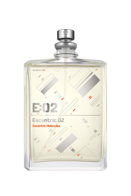 عطر إيسنتريك 03