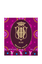 شمعة معطرة في وعاء