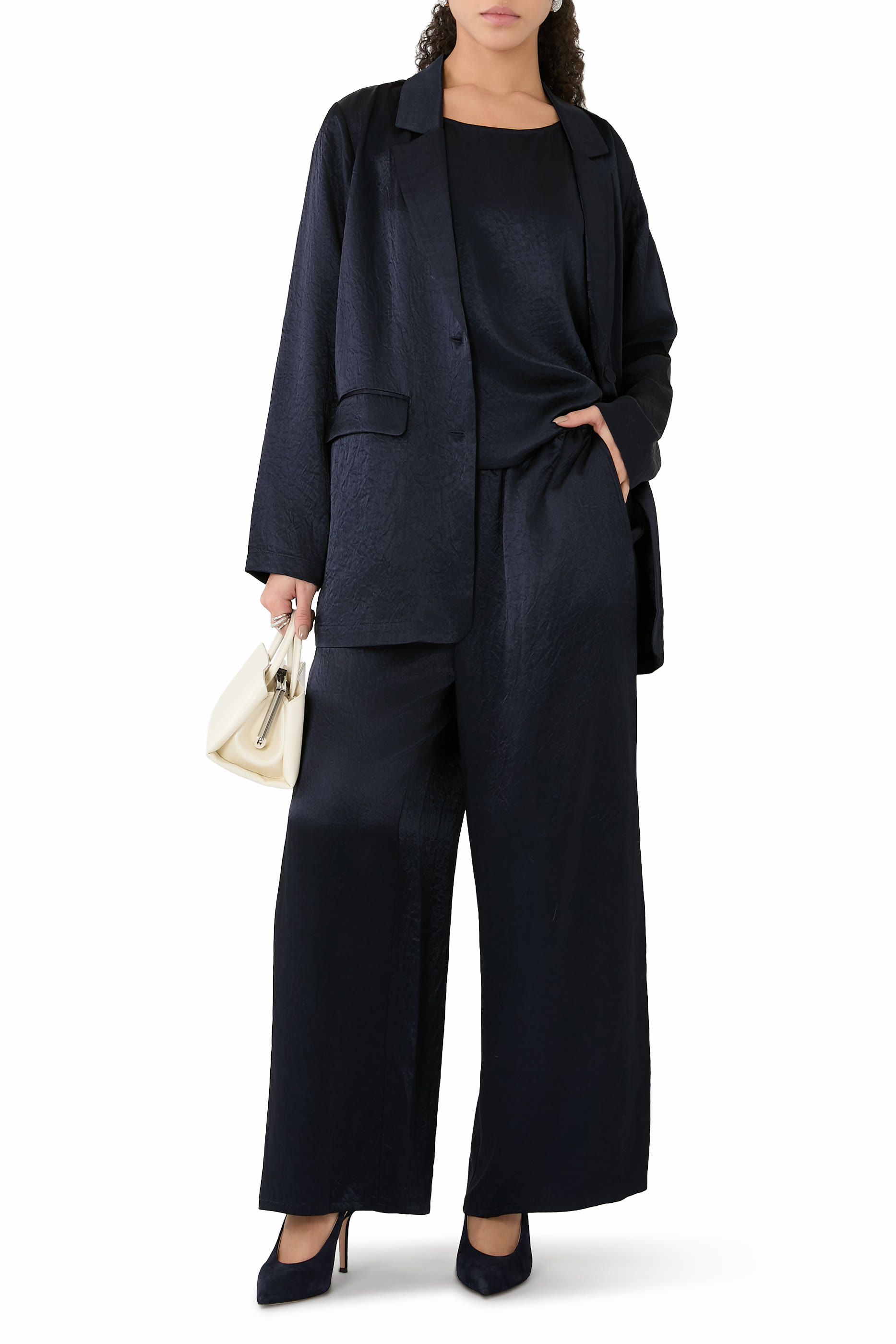 بلوزة بلا أكمام بياقة باليرينا ستان بارز الملمس 