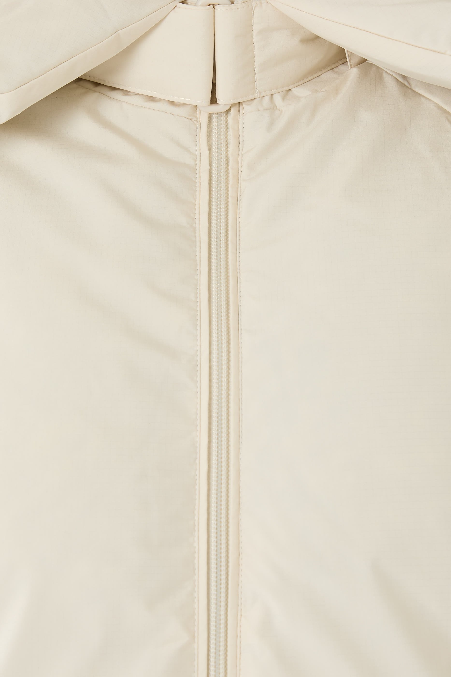 جاكيت فيكي بتصميم مبطن