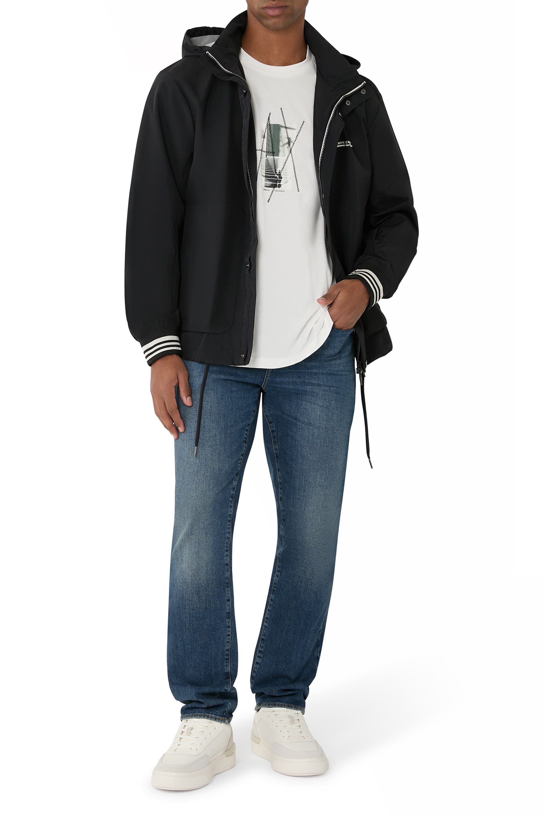  تيشيرت بقصة عادية مزين بطبعة غرافيكية