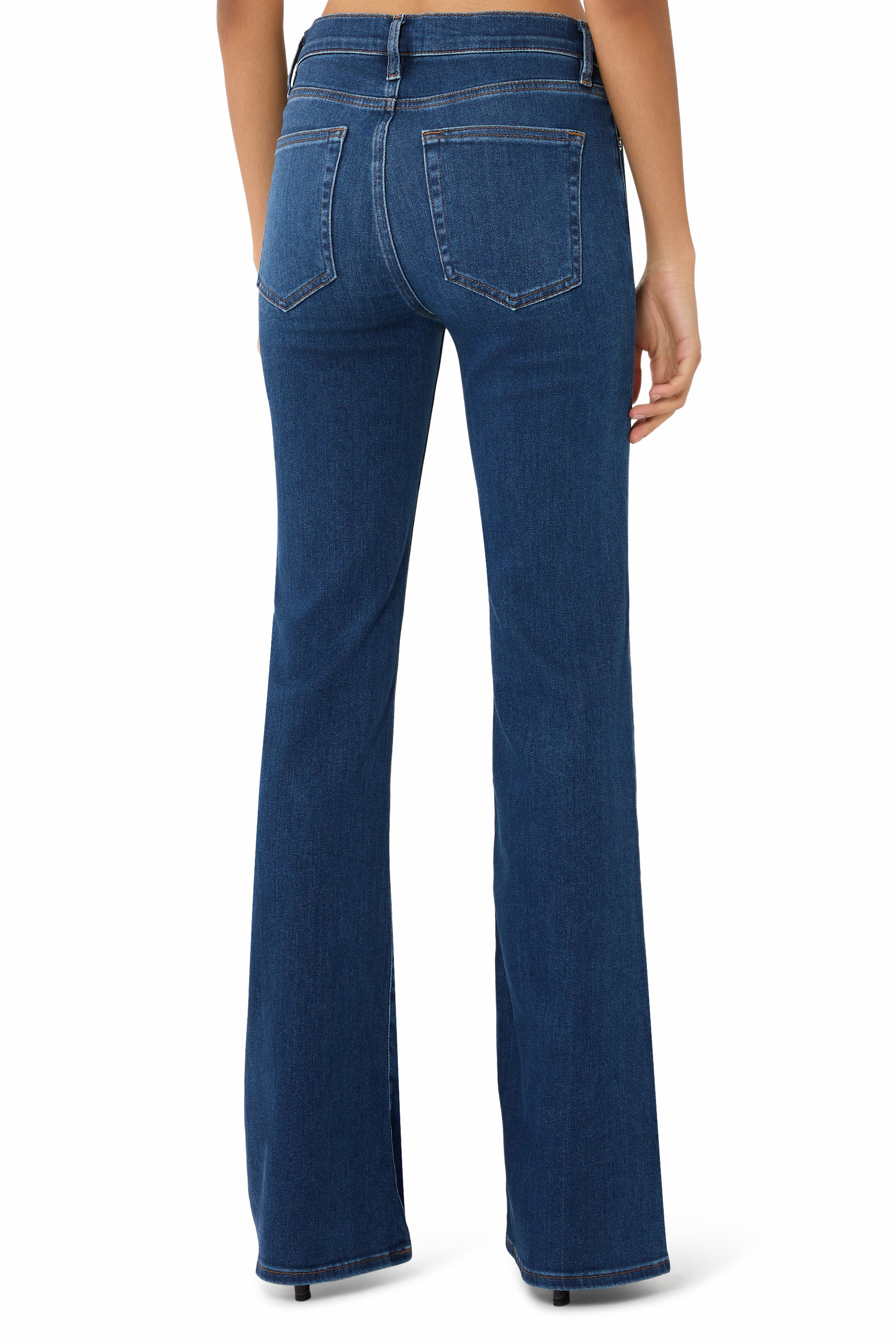 بنطال جينز ايكون بقصة طويلة