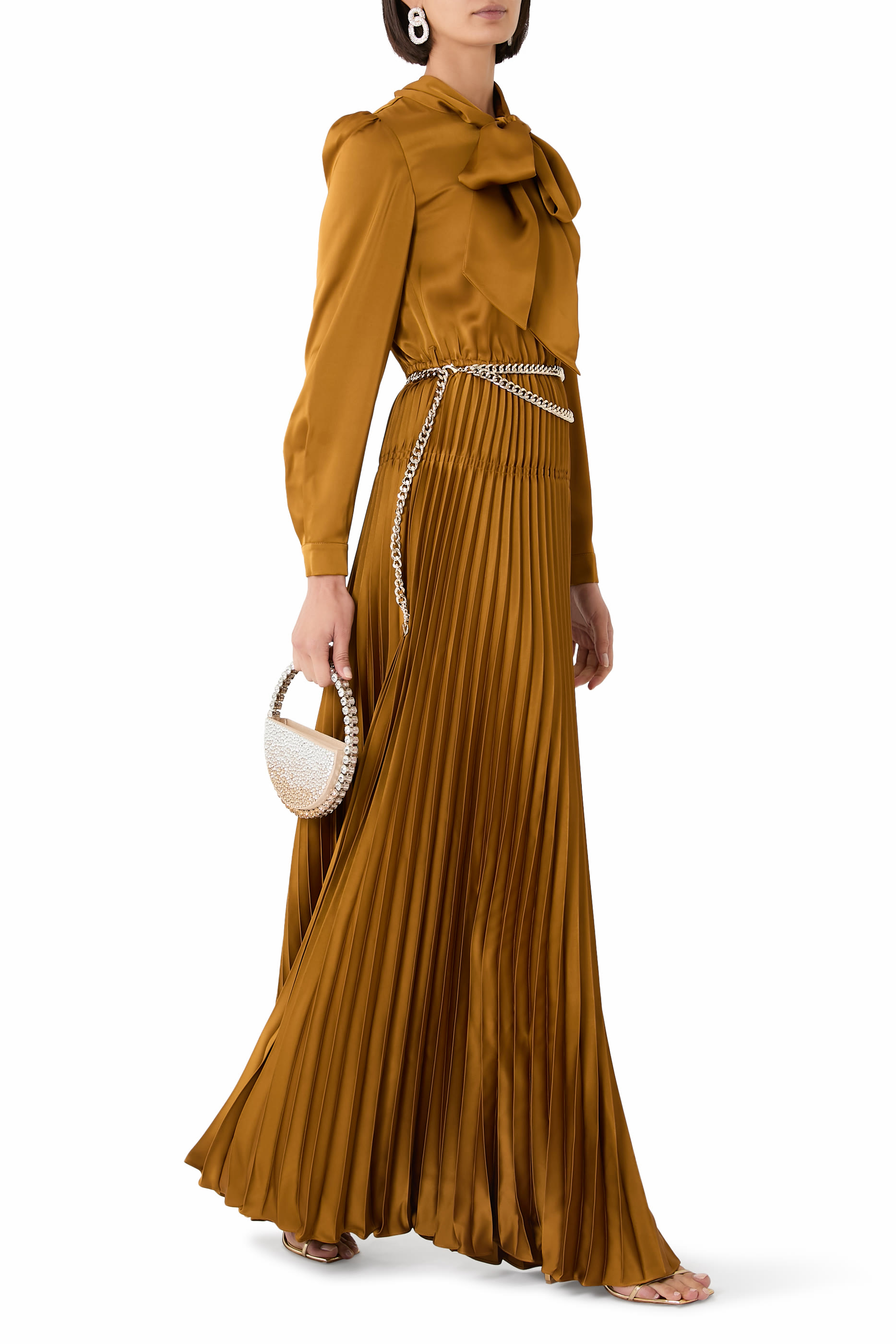 فستان بوسي طويل بفيونكة ستان