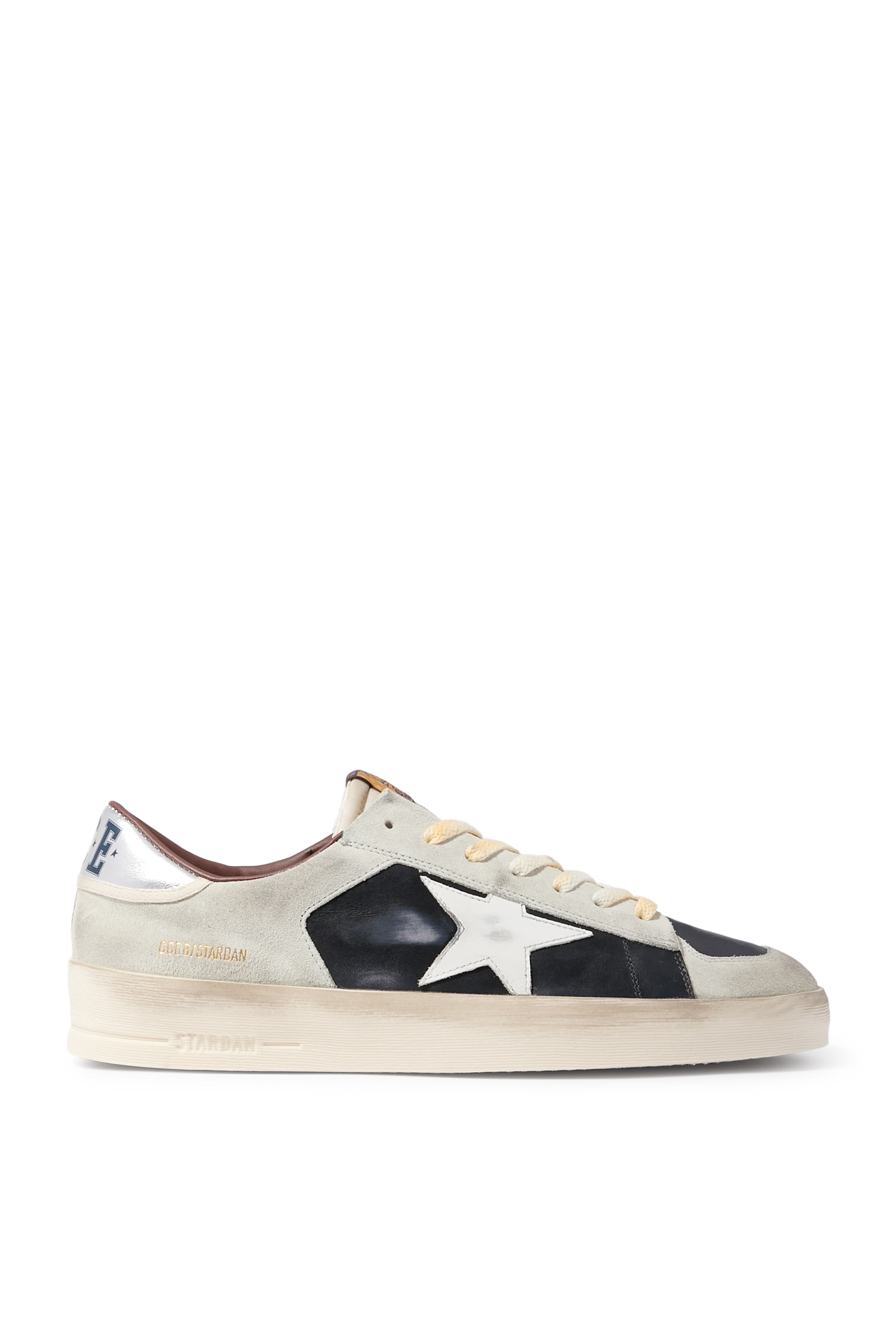 سنيكرز ستاردان