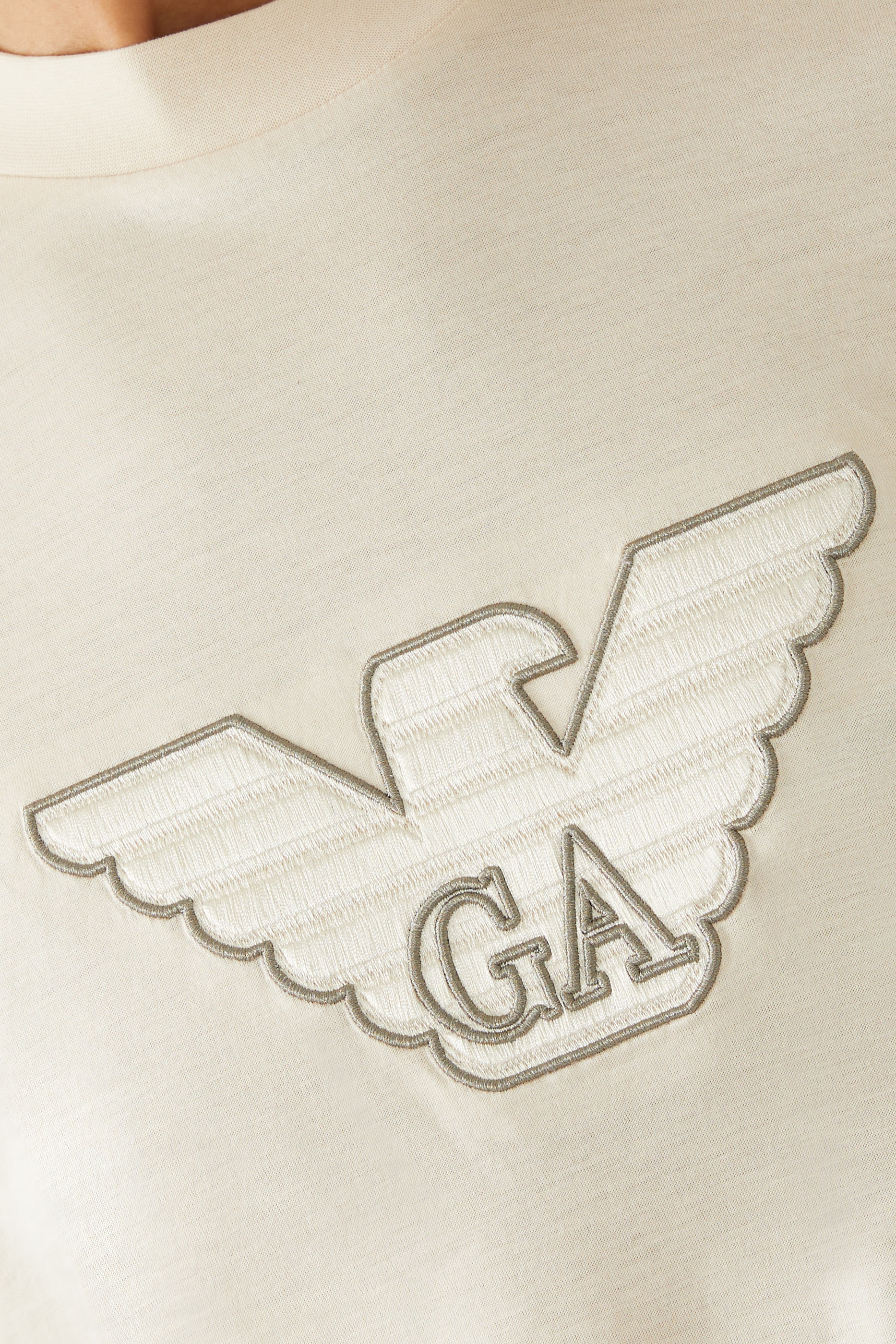 تيشيرت بشعار الماركة قطن