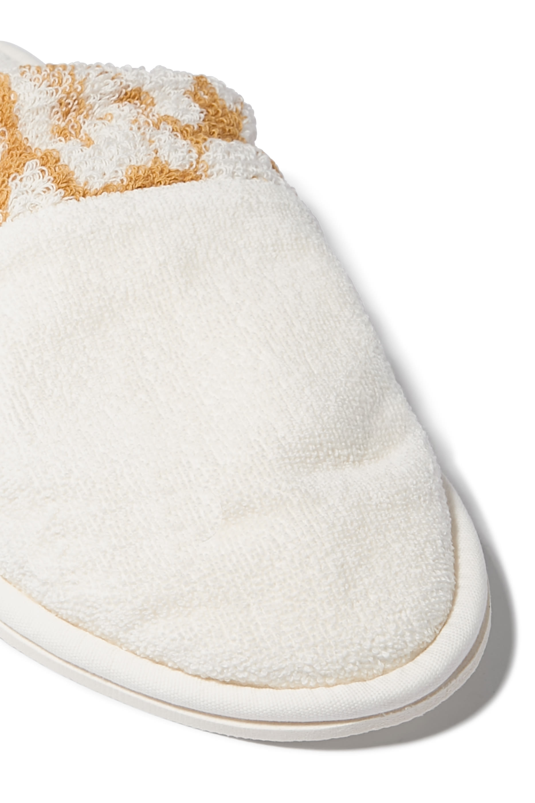 حذاء مفتوح من الخلف سوفاج