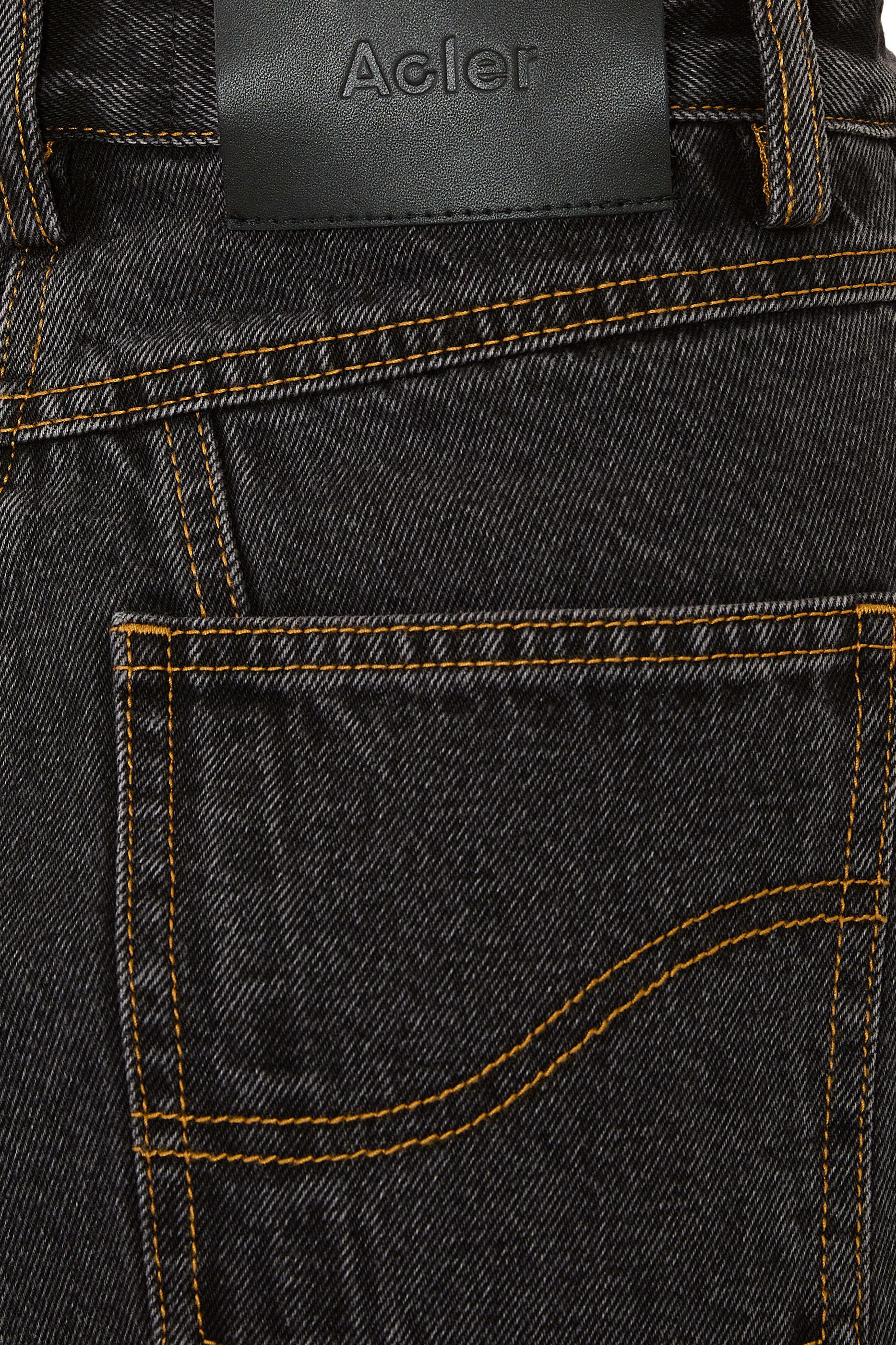 بنطال جينز بولتون