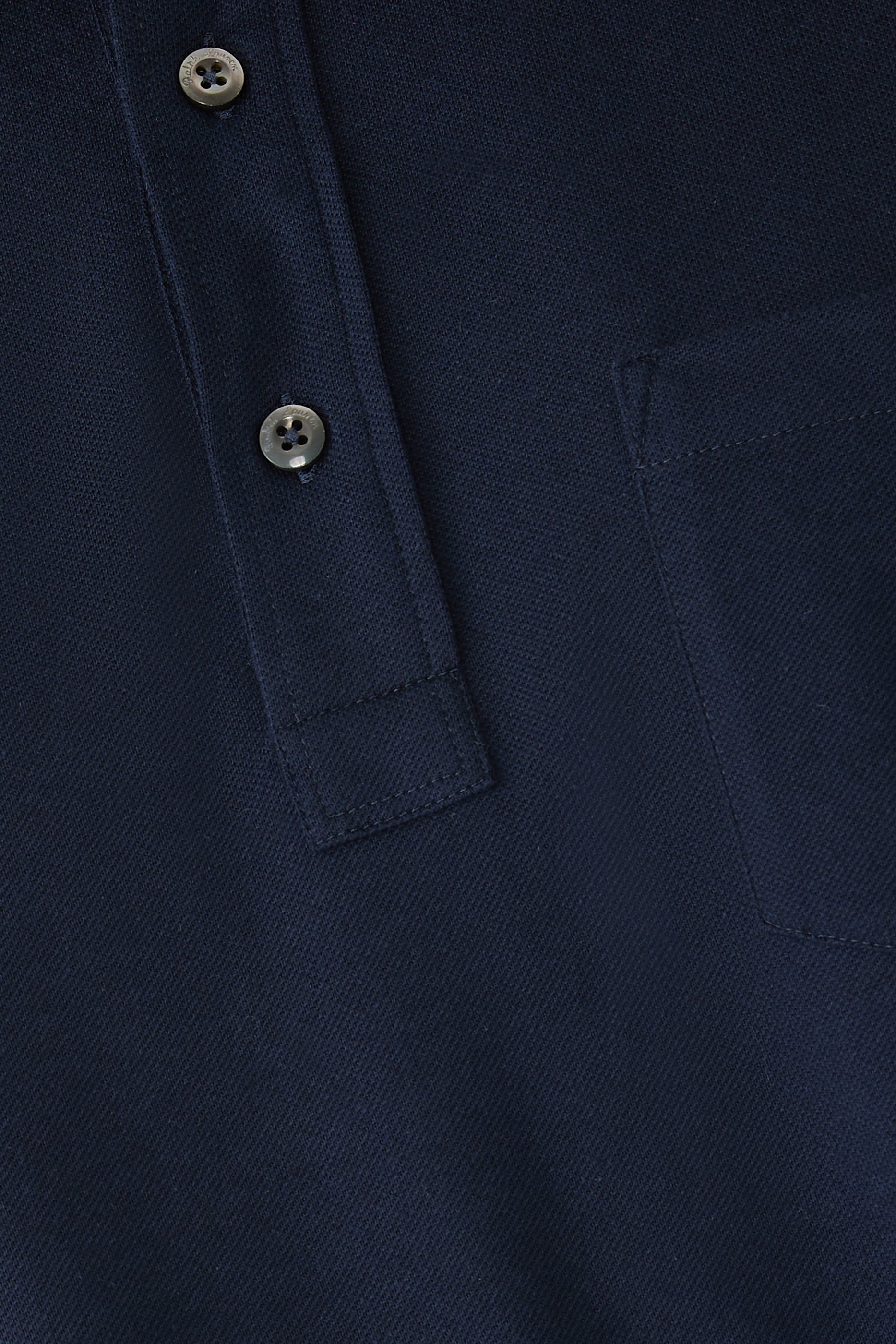 قميص بولو بأكمام طويلة