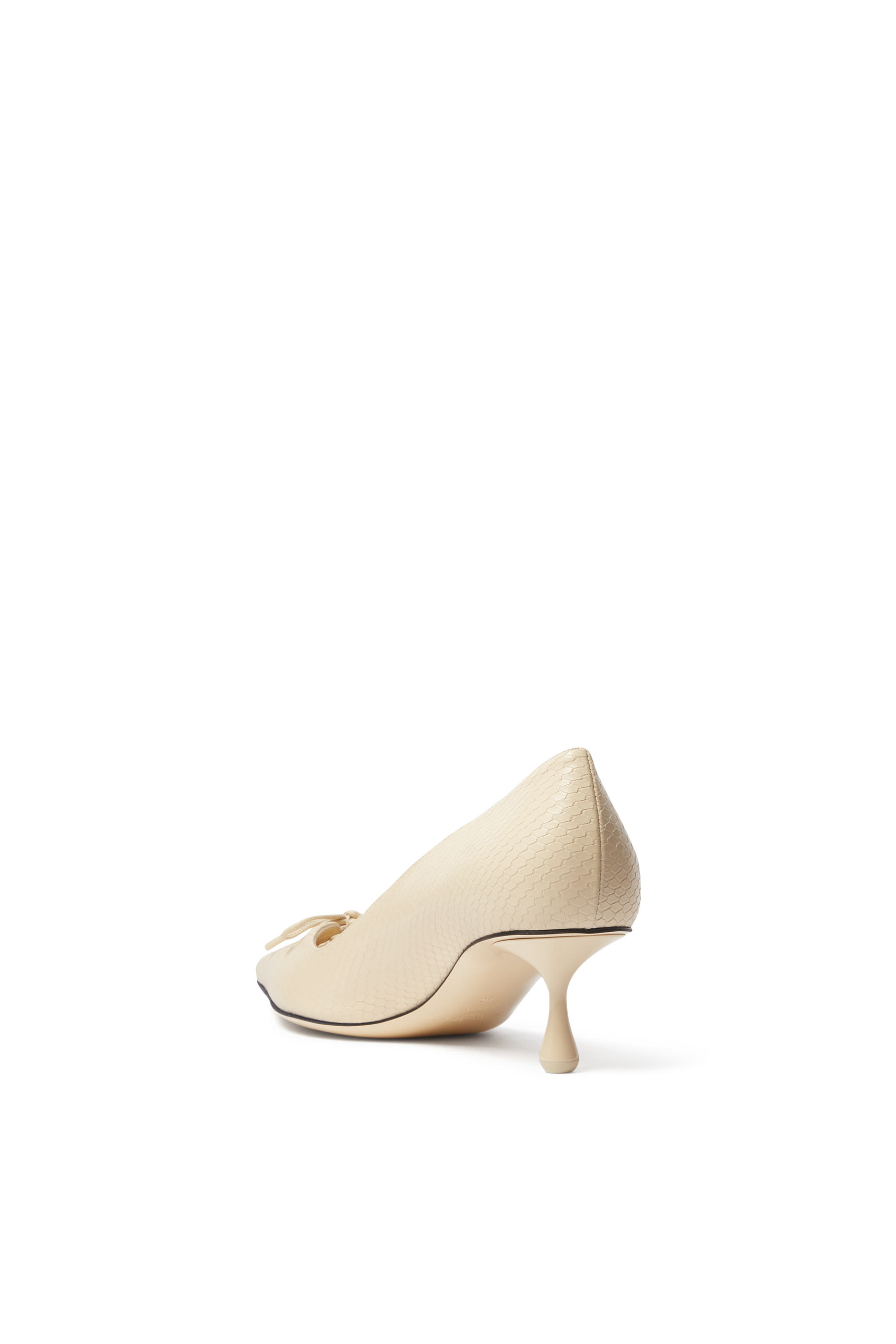 حذاء كلاسيكي سكارليت 50