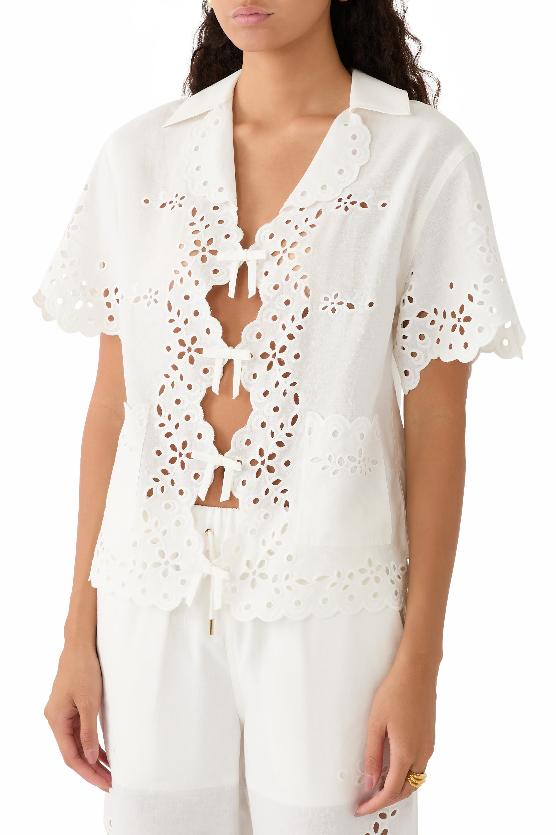 قميص مطرز كتان