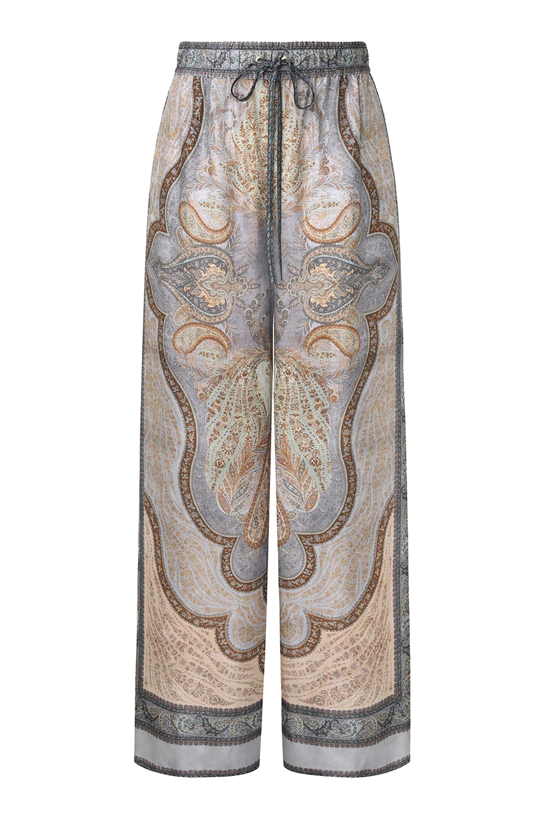 بنطال واندرلاست بقصة مريحة