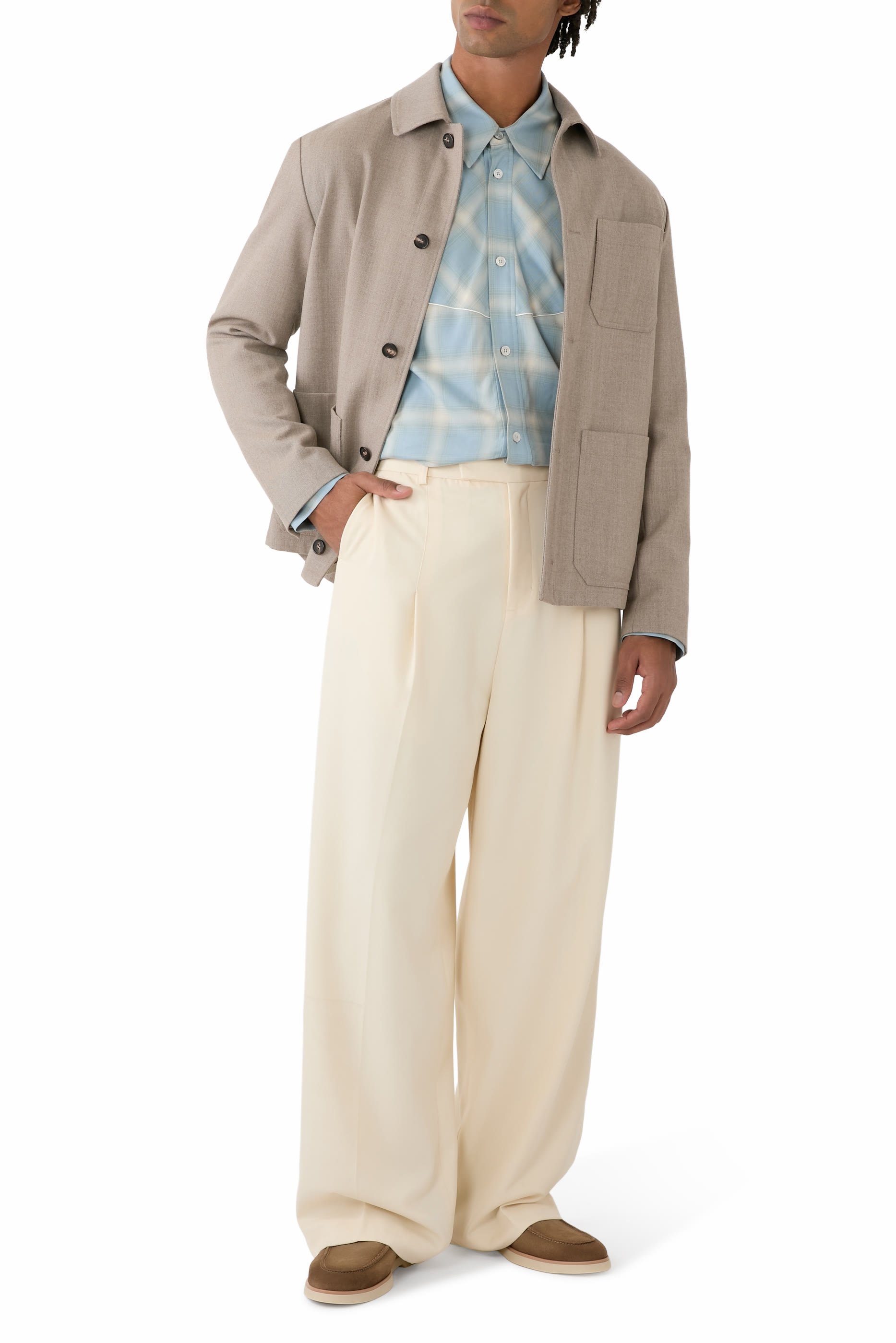 بنطال بقصة ساق واسعة 