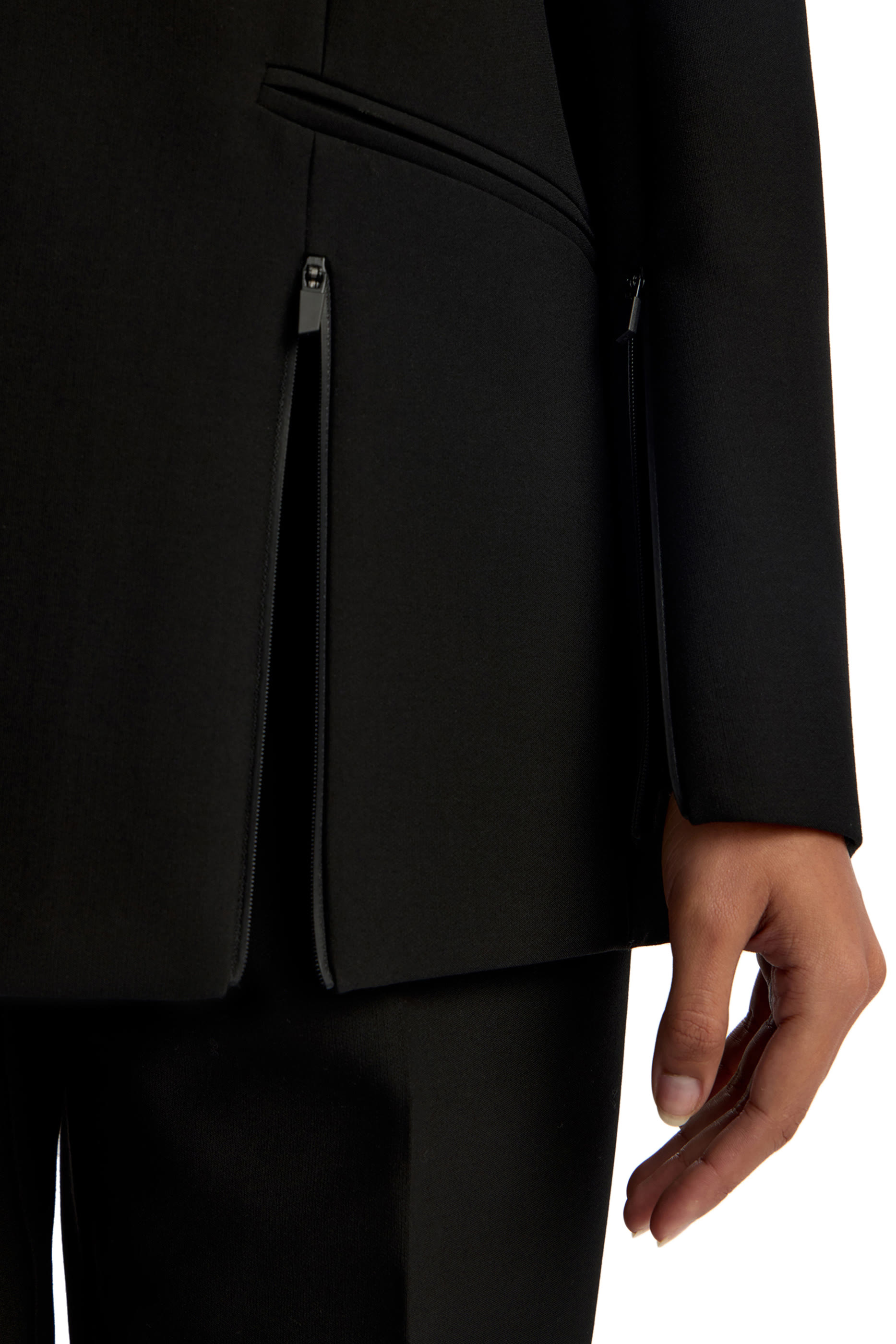 بليزر بسحابات