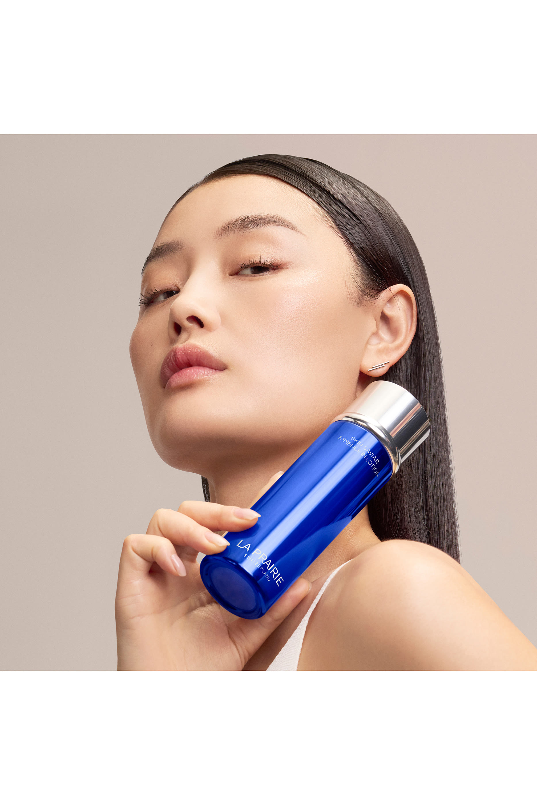 لوشن سكين كافيار إسنس إن لوشن