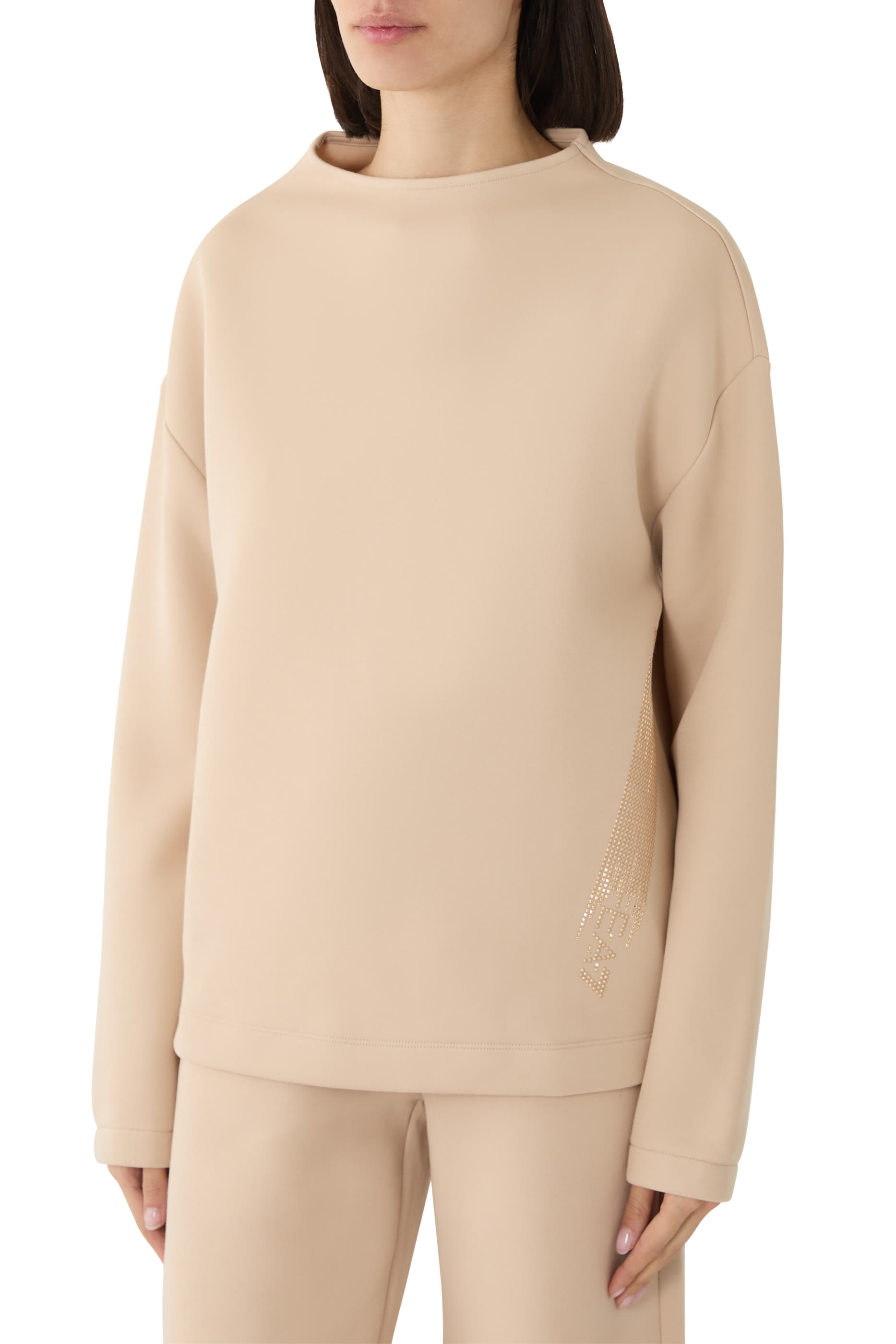 سويت شيرت بطبعة شعار الماركة مطرز بأحجار الراين