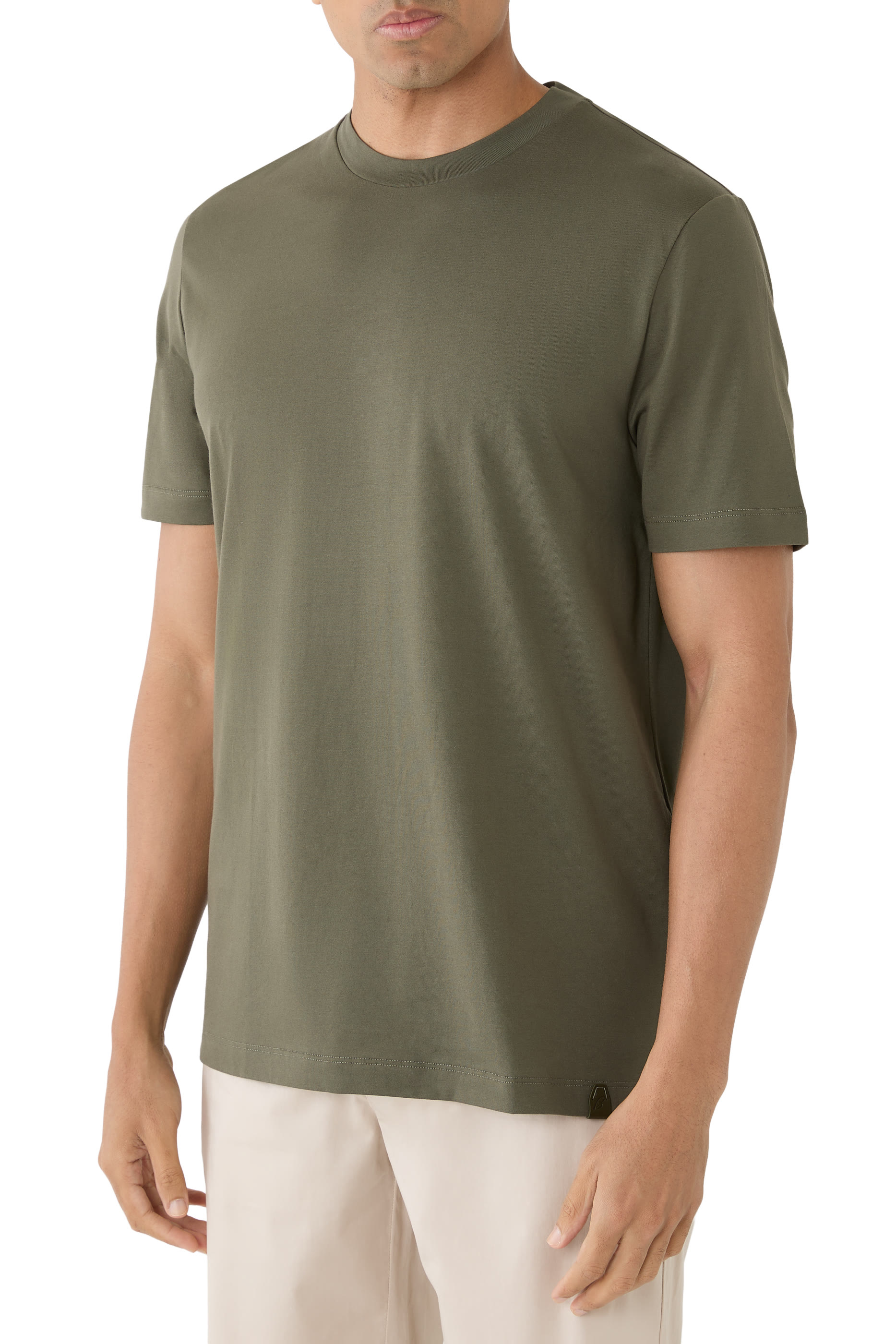 تيشيرت بشعار الماركة