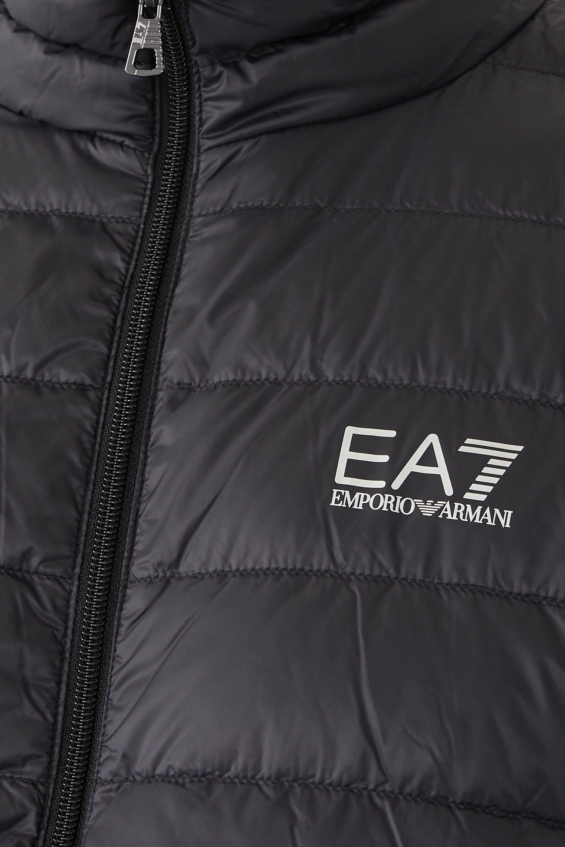 جاكيت كور ايدونتيتي بافر قابل للطي