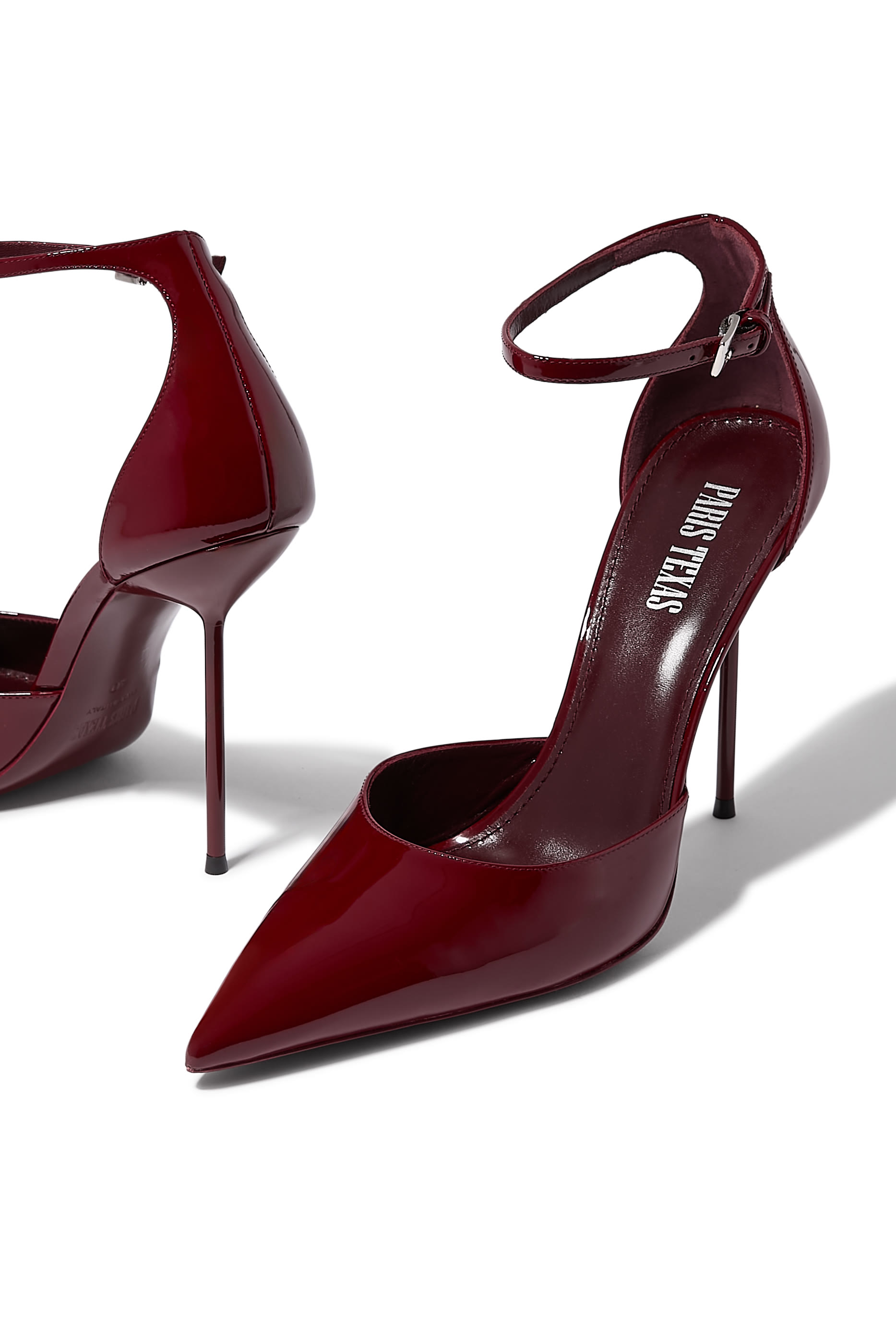 حذاء كلاسيكي ليديا 105