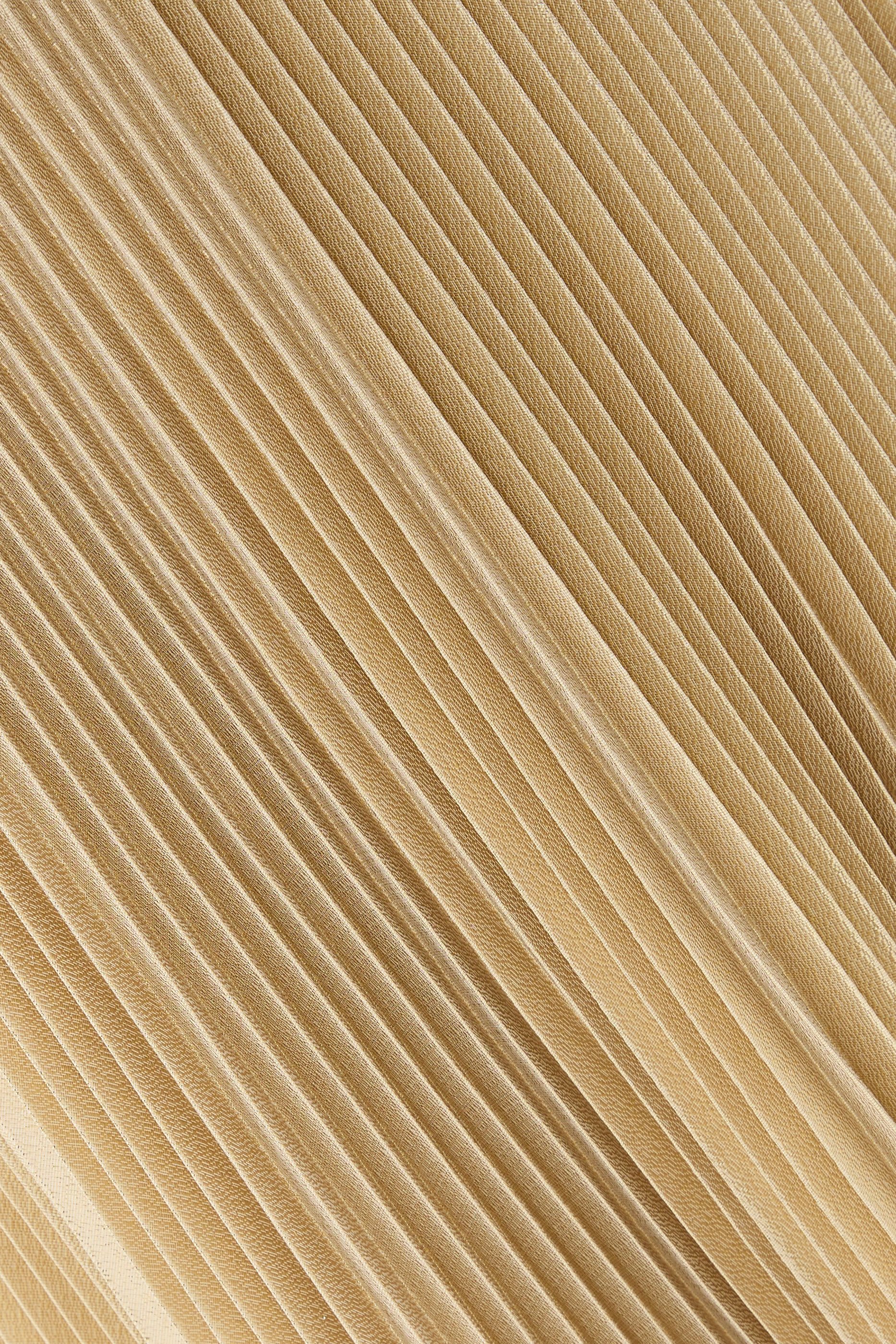 تنورة إيساي حرير لامع