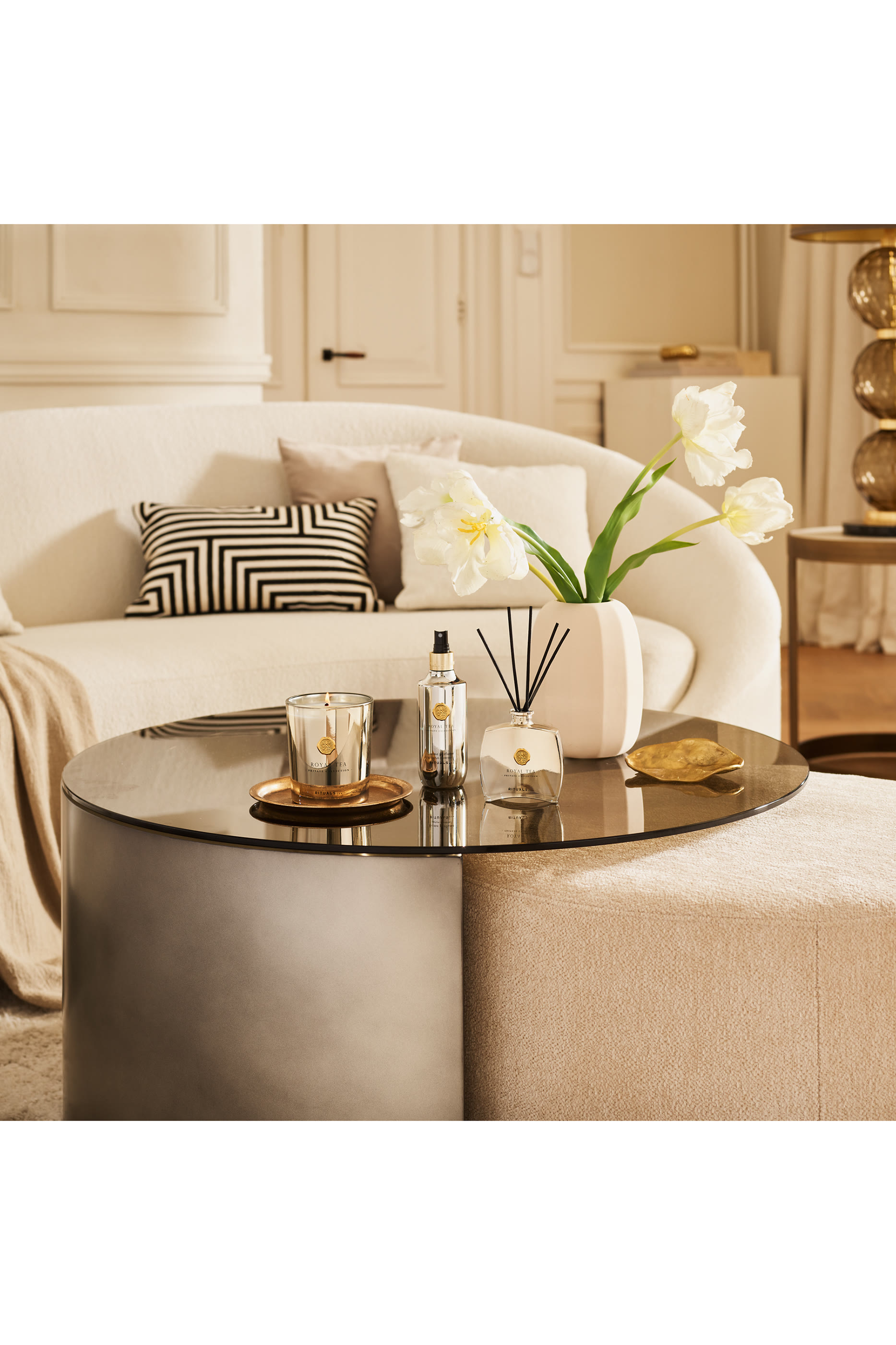 مجموعة هدايا رويال تي من مجموعة برايفت لكريسماس 2025