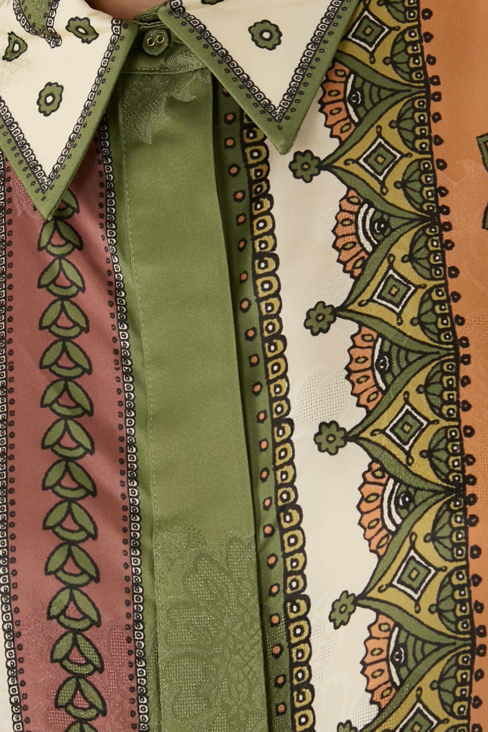 قميص كونتينا