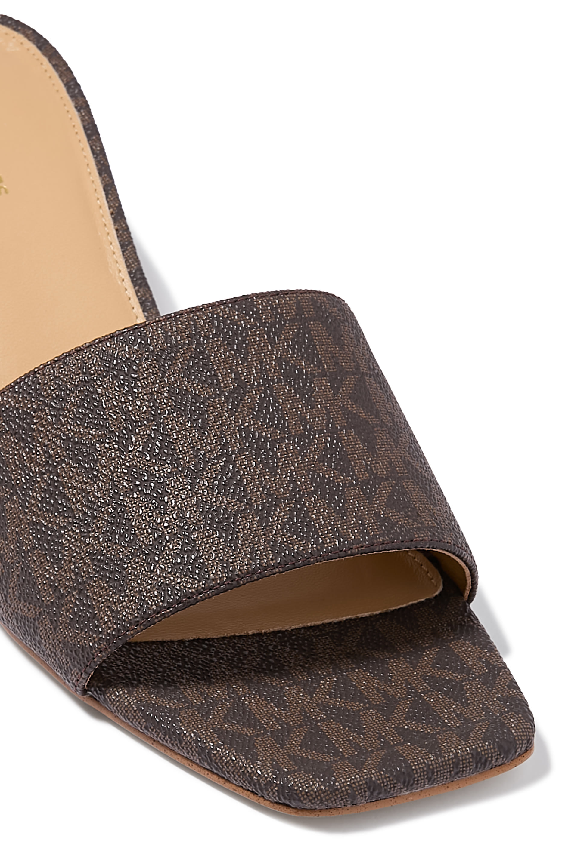 صندل إليز 55 مفتوح من الخلف