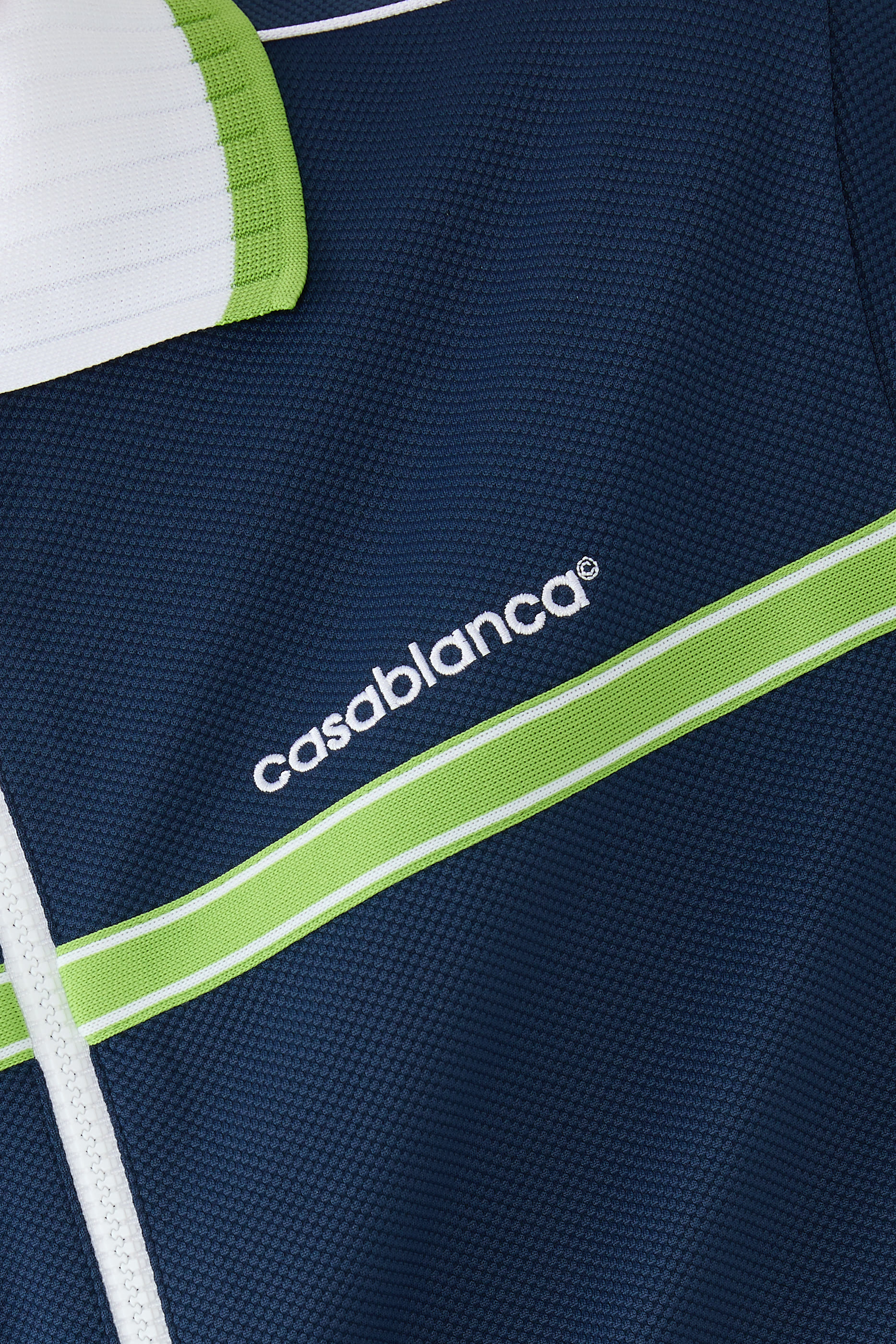 جاكيت رياضي بيكيه