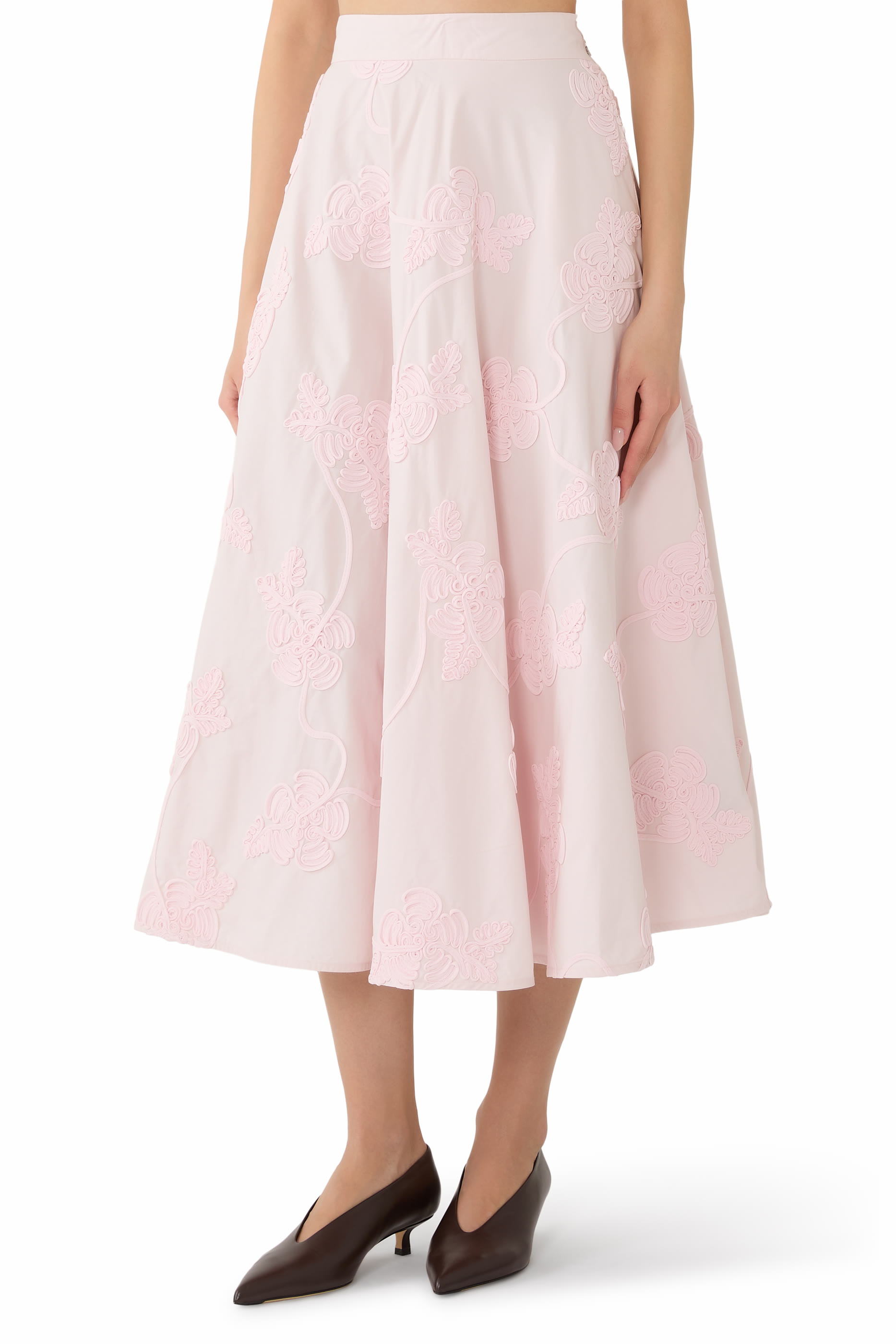 تنورة طويلة بنقشة أزهار