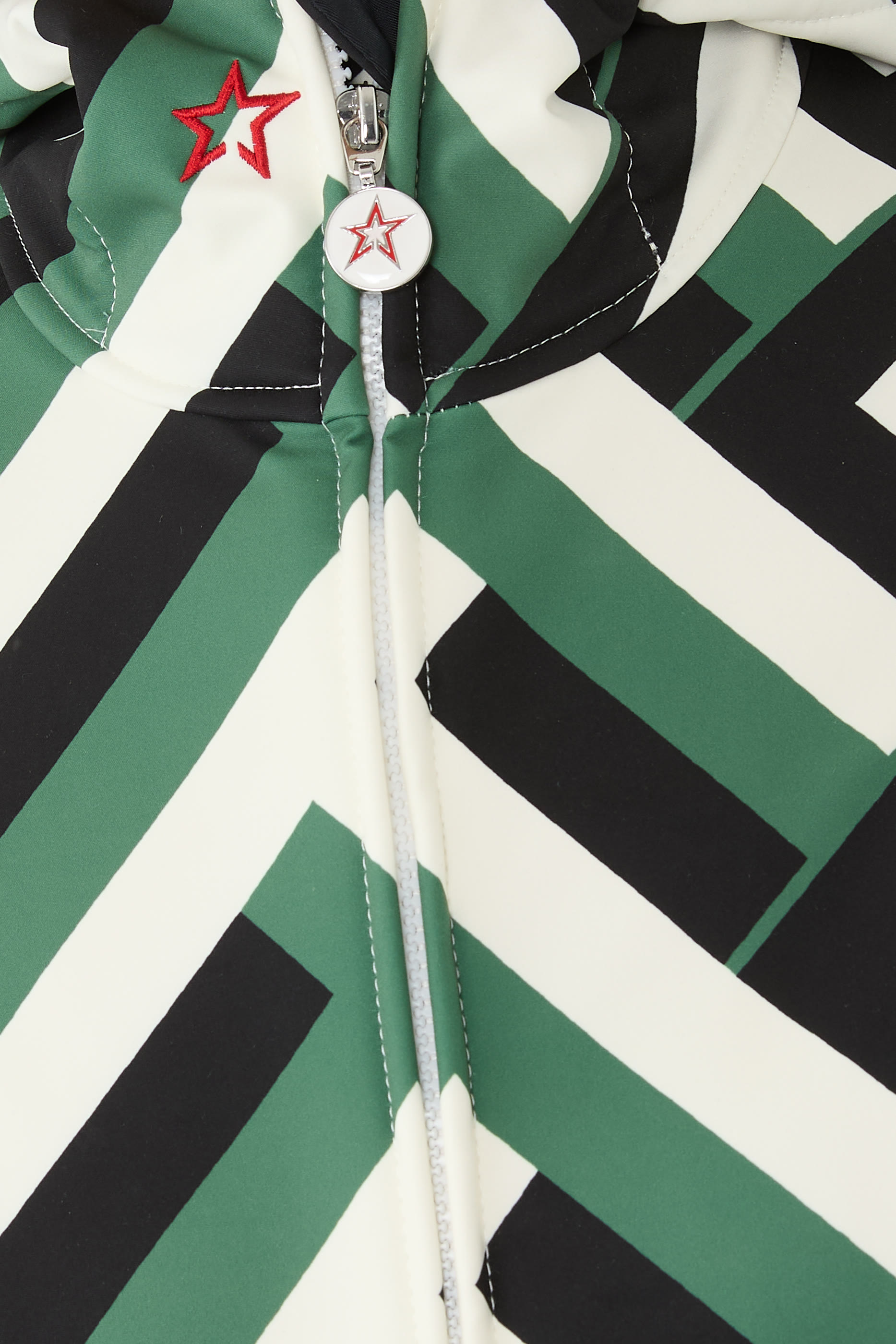 بدلة تزلج تين