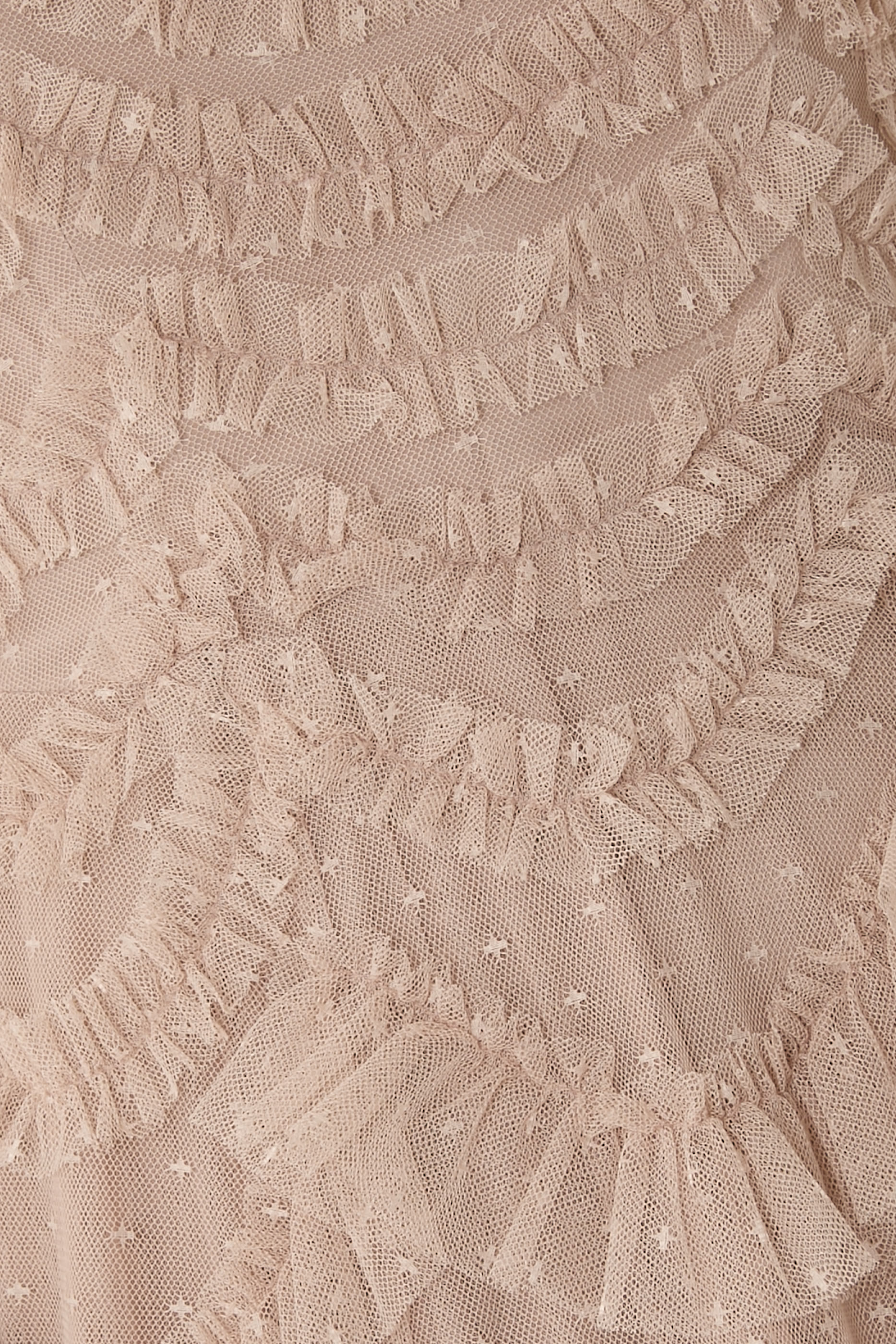 فستان سهرة أفيانا بأكتاف متساقطة