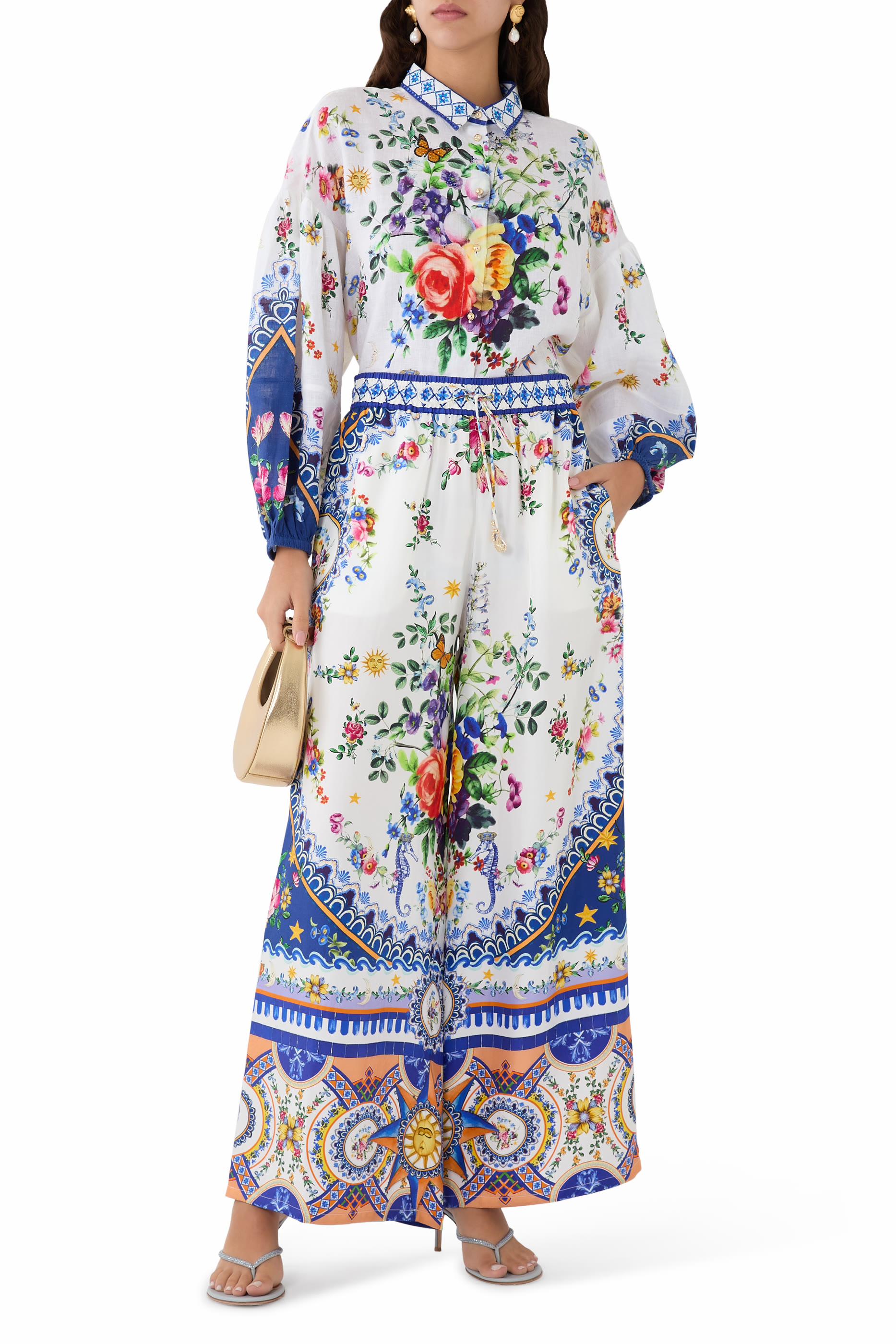 بنطال بقصة ساق مستقيمة