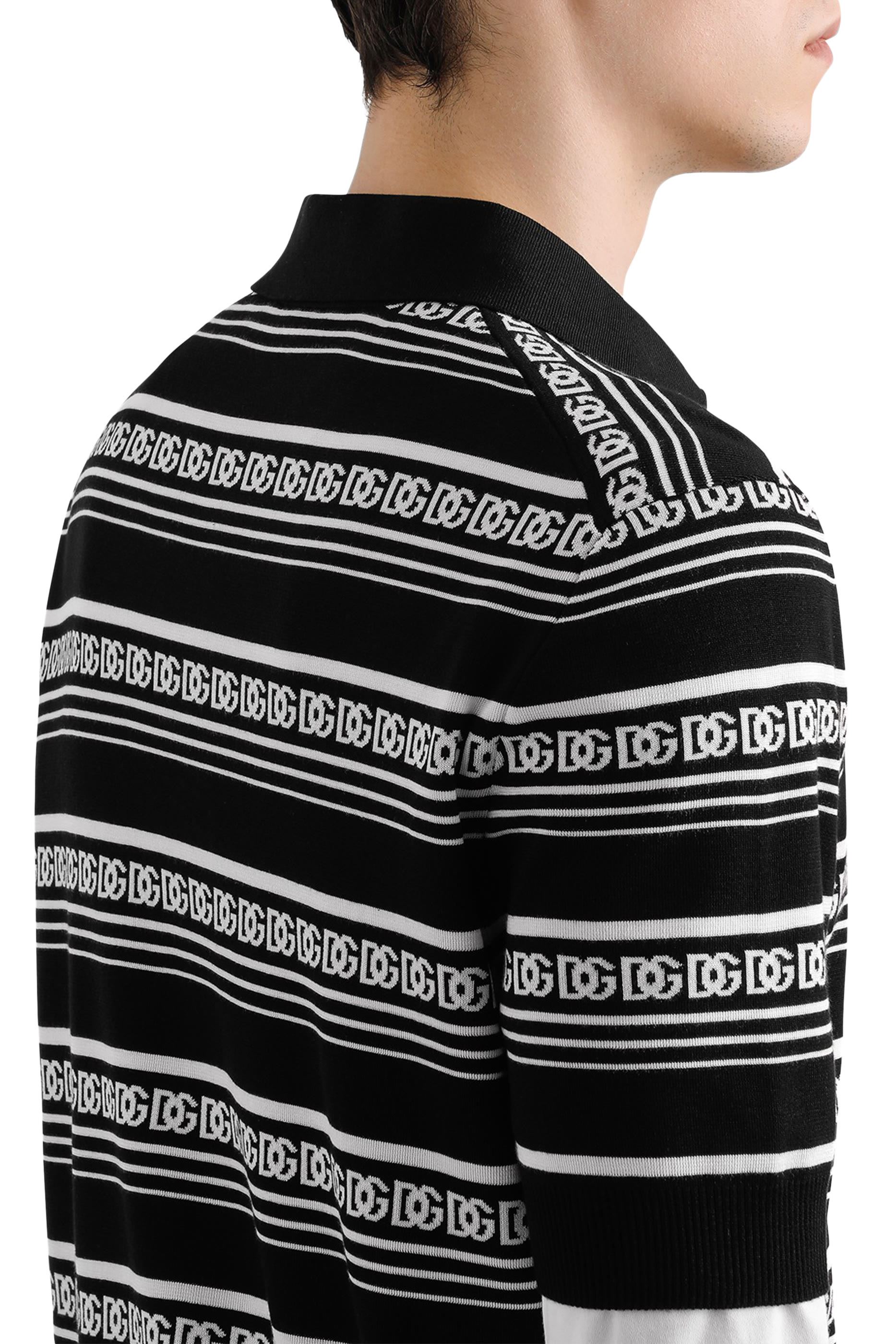 قميص بولو بشعار الماركة حرير