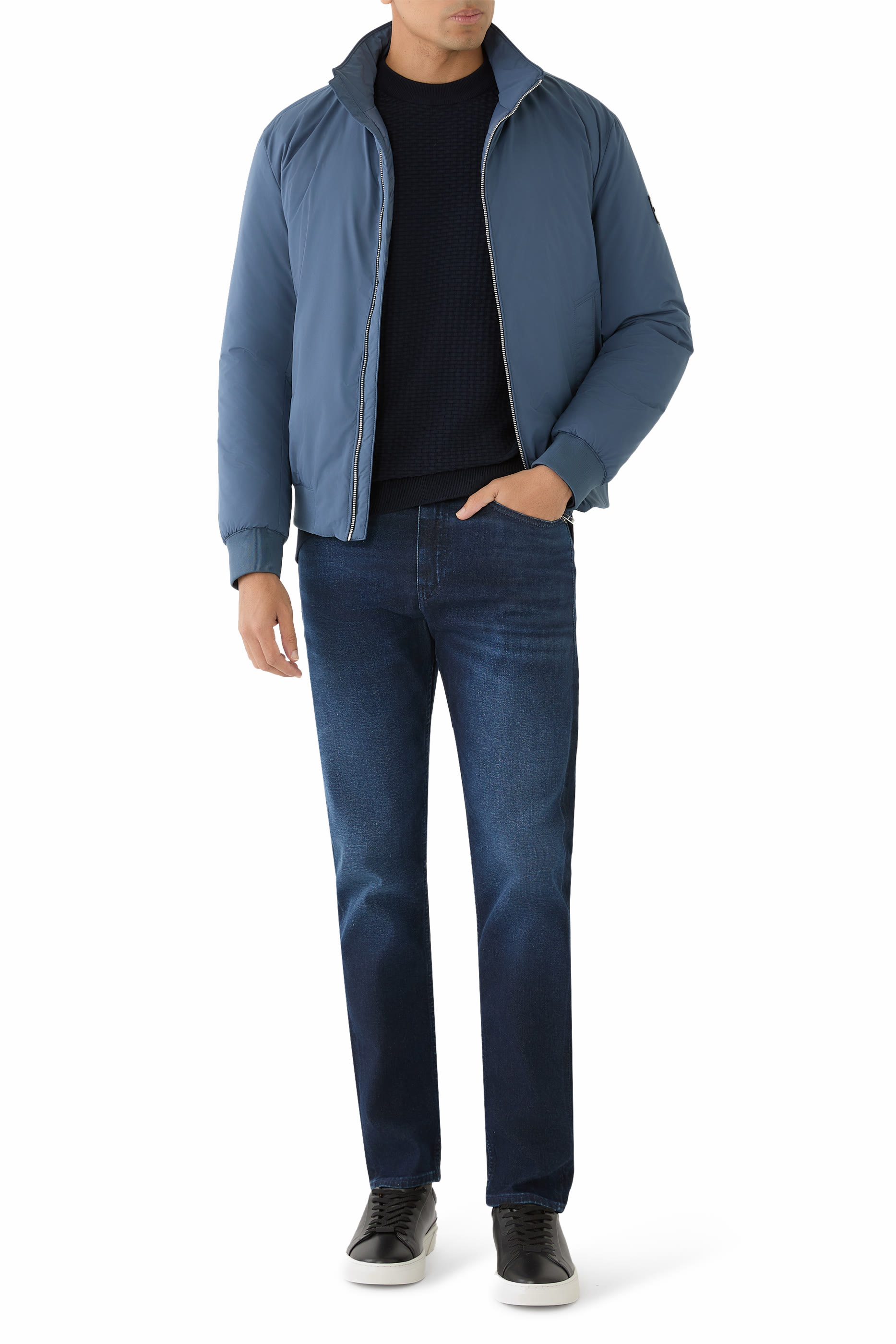 بنطال جينز ماين بقصة عادية