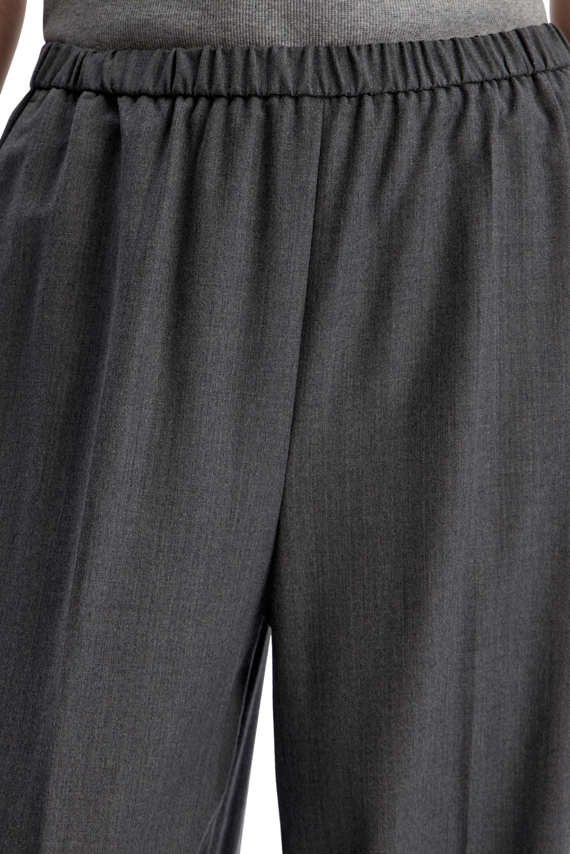 بنطال صوف ناعم