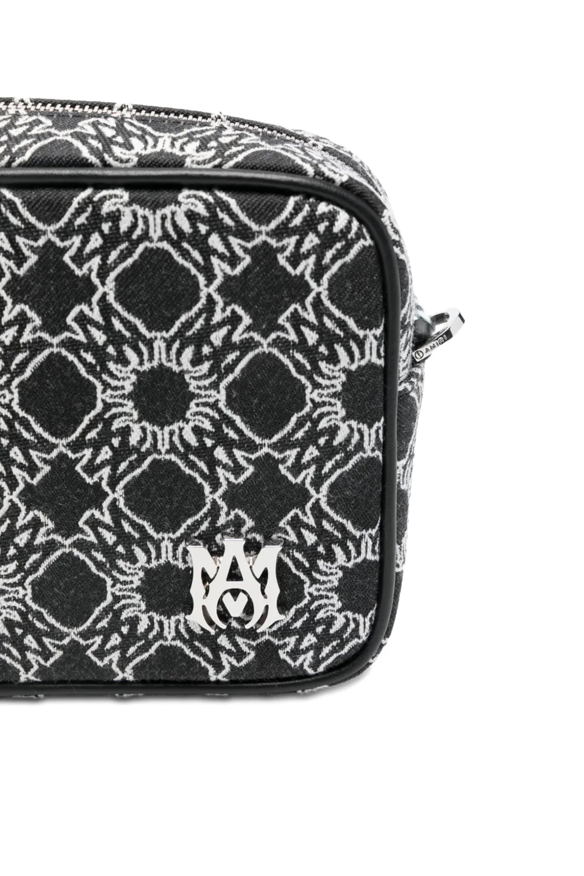 حافظة كاميرا بشعار الماركة