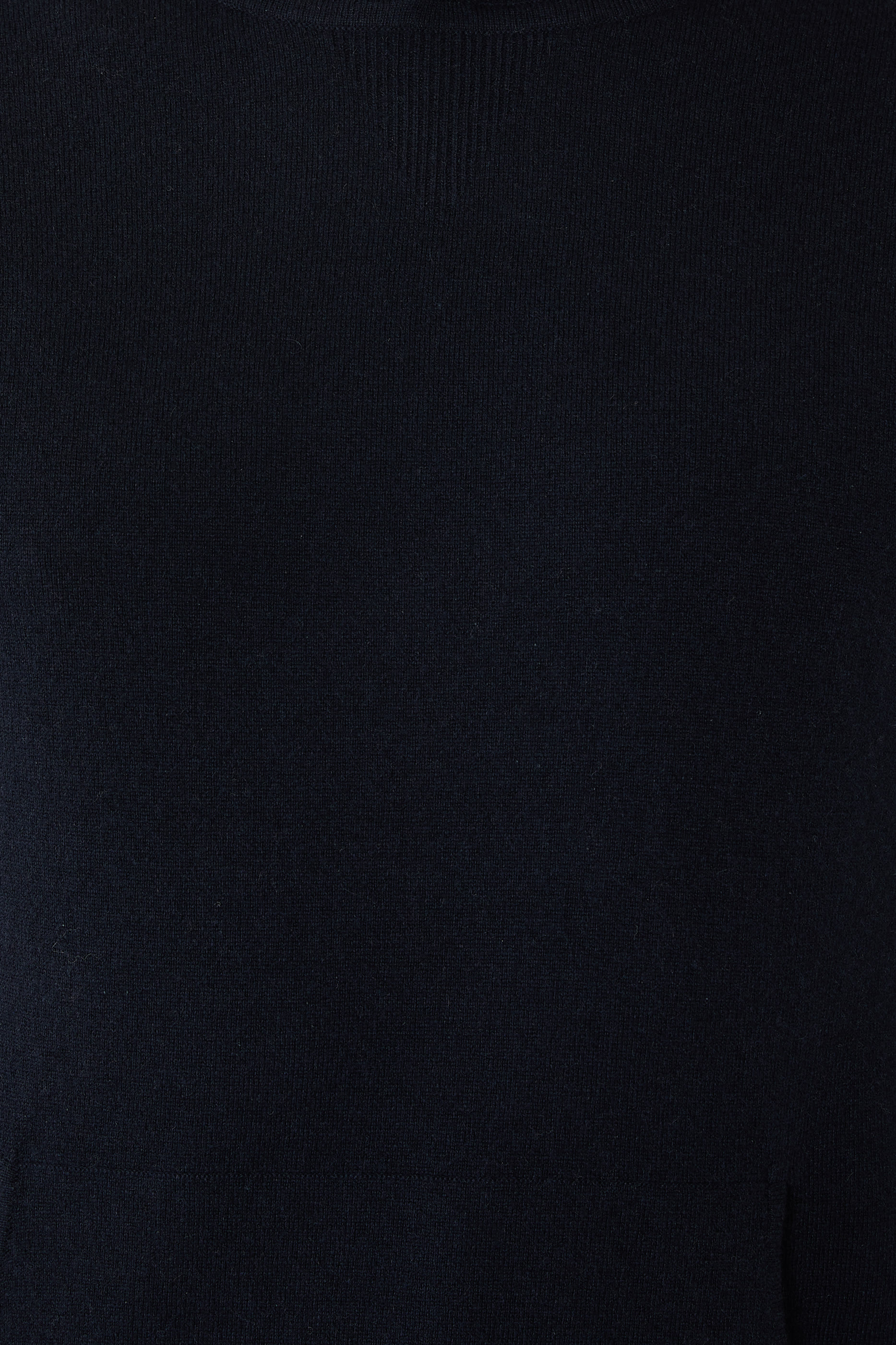 كنزة بتصميم هودي مستر بالهام