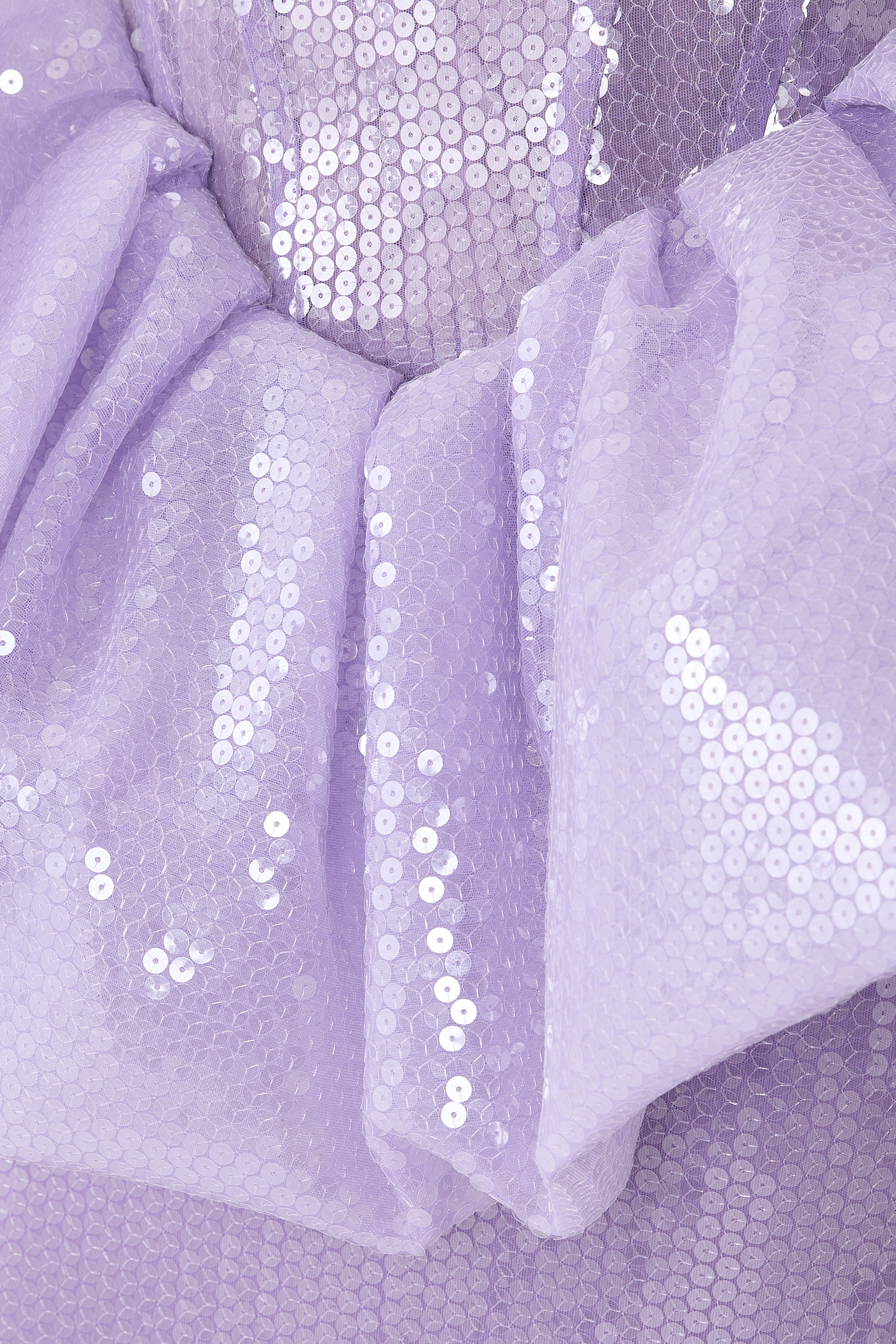 فستان سهرة بحافة جرس وترتر