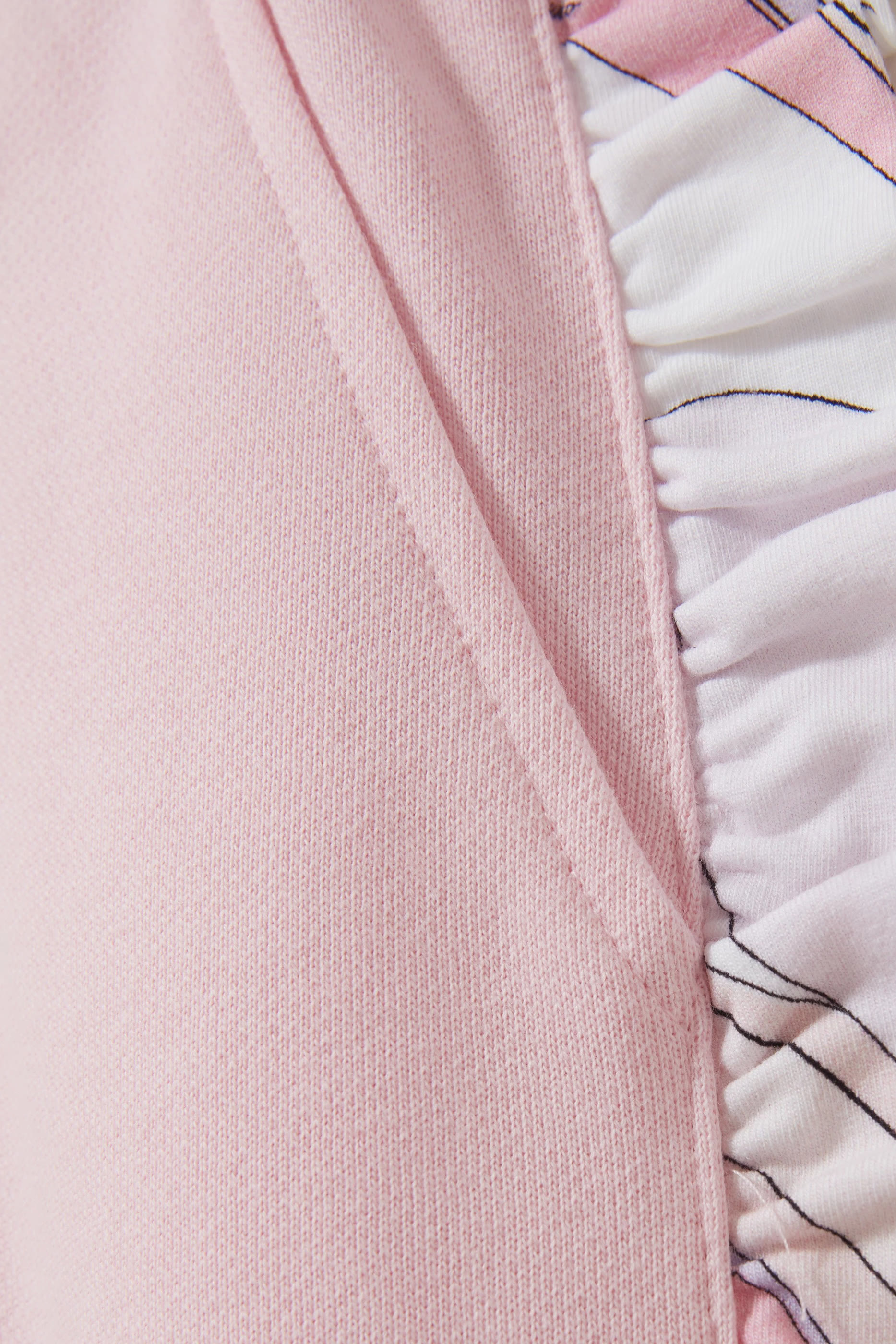 بنطال رياضي بقصة ساق واسعة وكشكش للأطفال