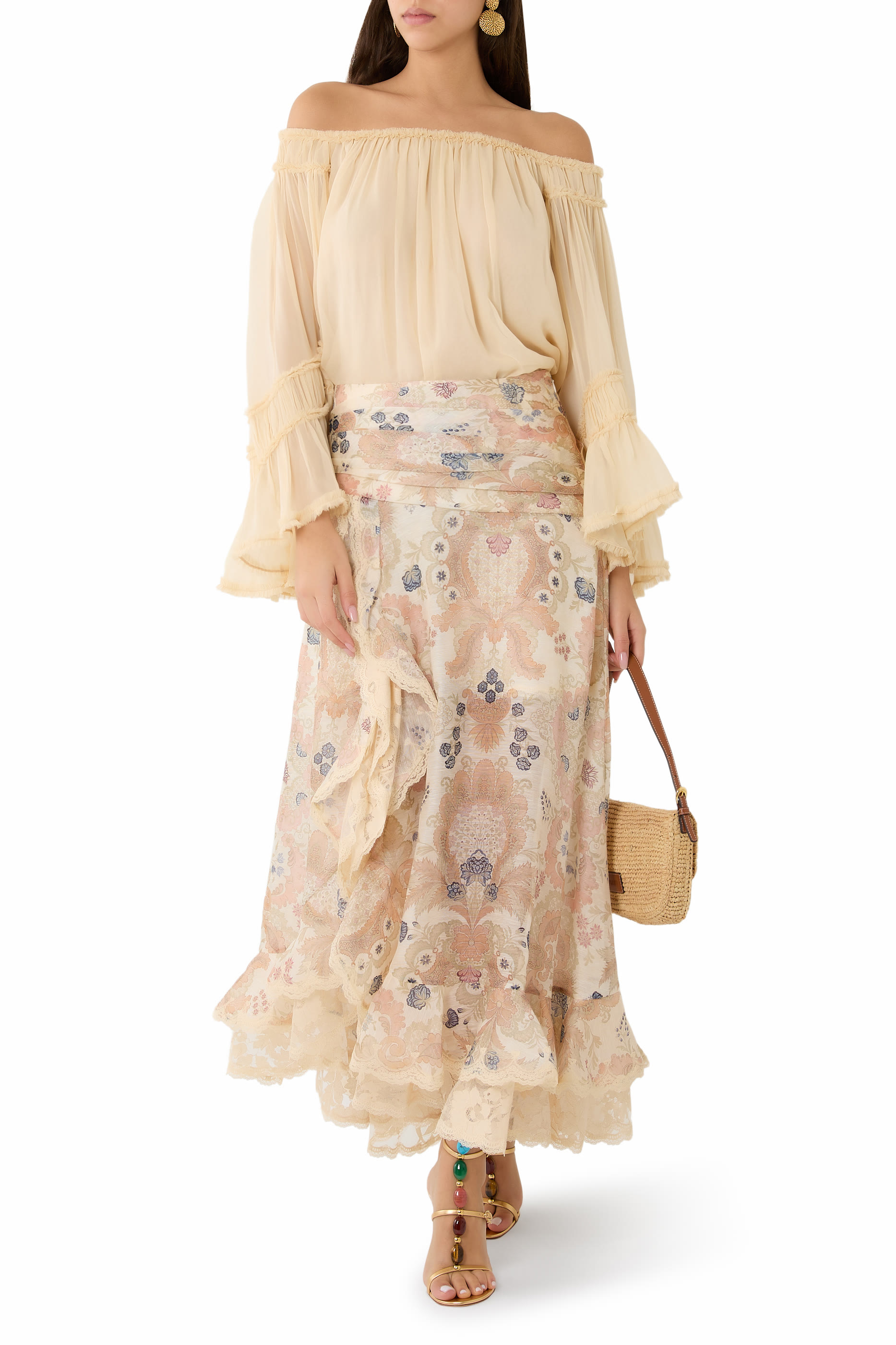 بلوزة ريبالين بقصة مريحة وحافة منسلة