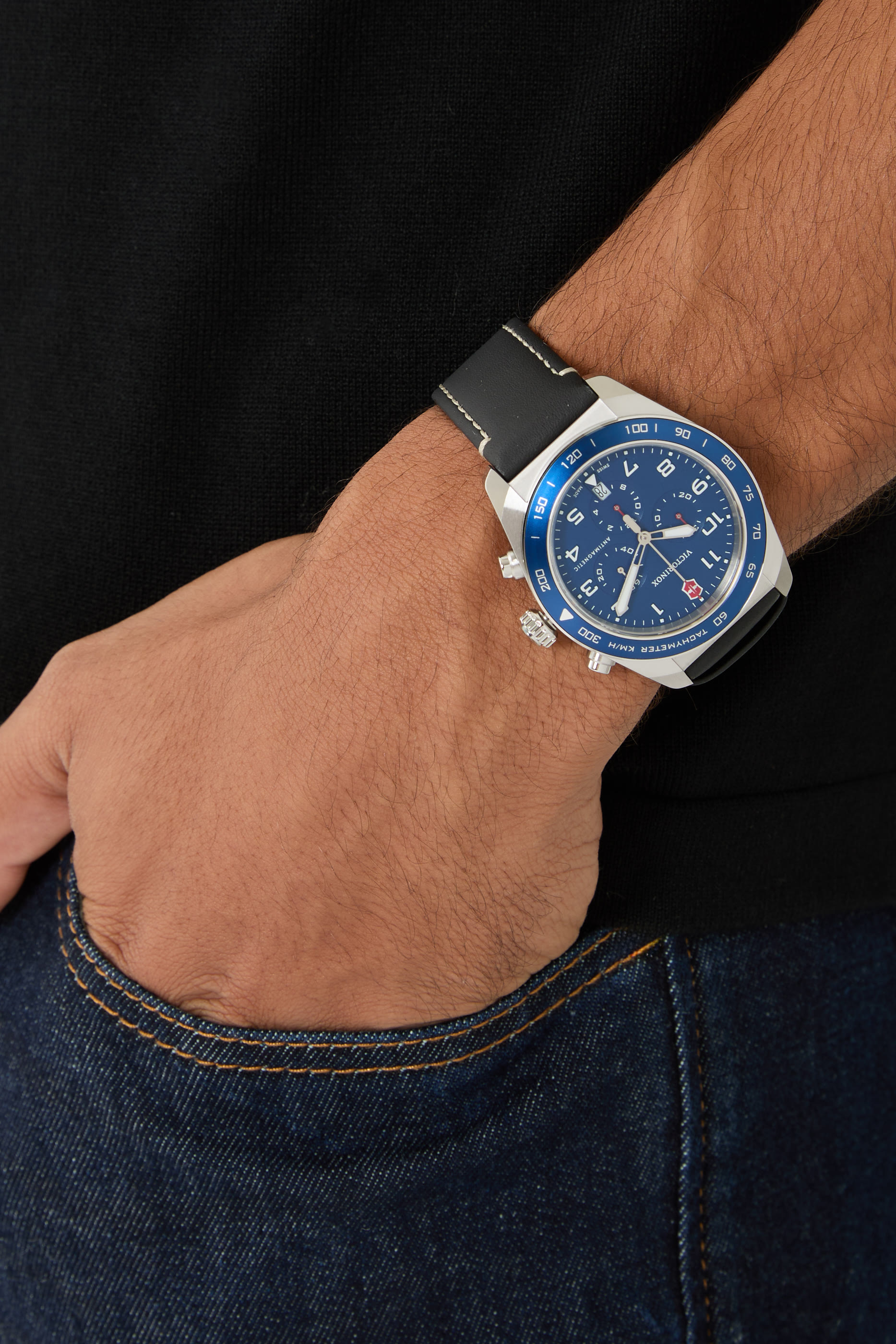 ساعة كرونوغراف سويس ارمي