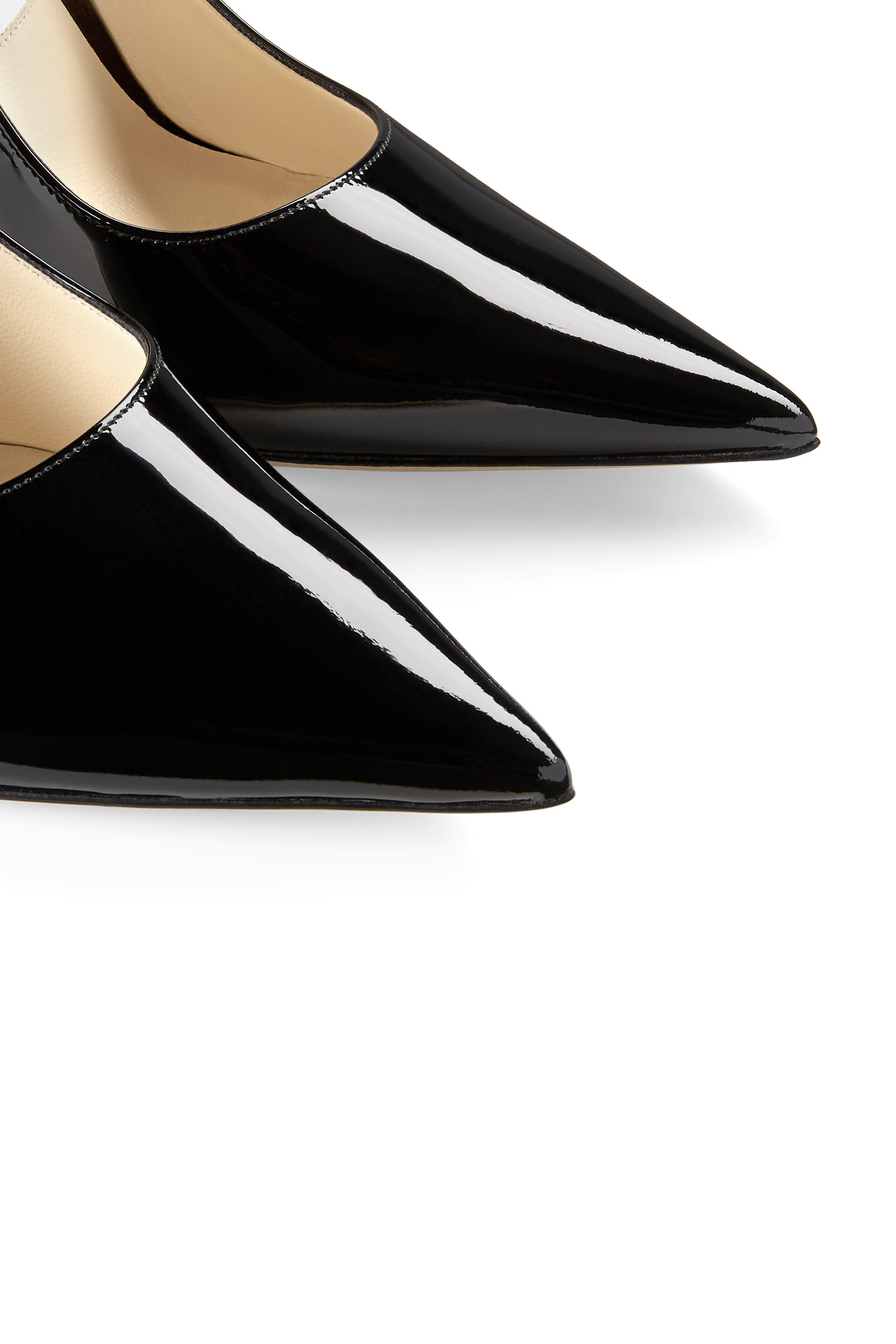 حذاء كلاسيك لوف