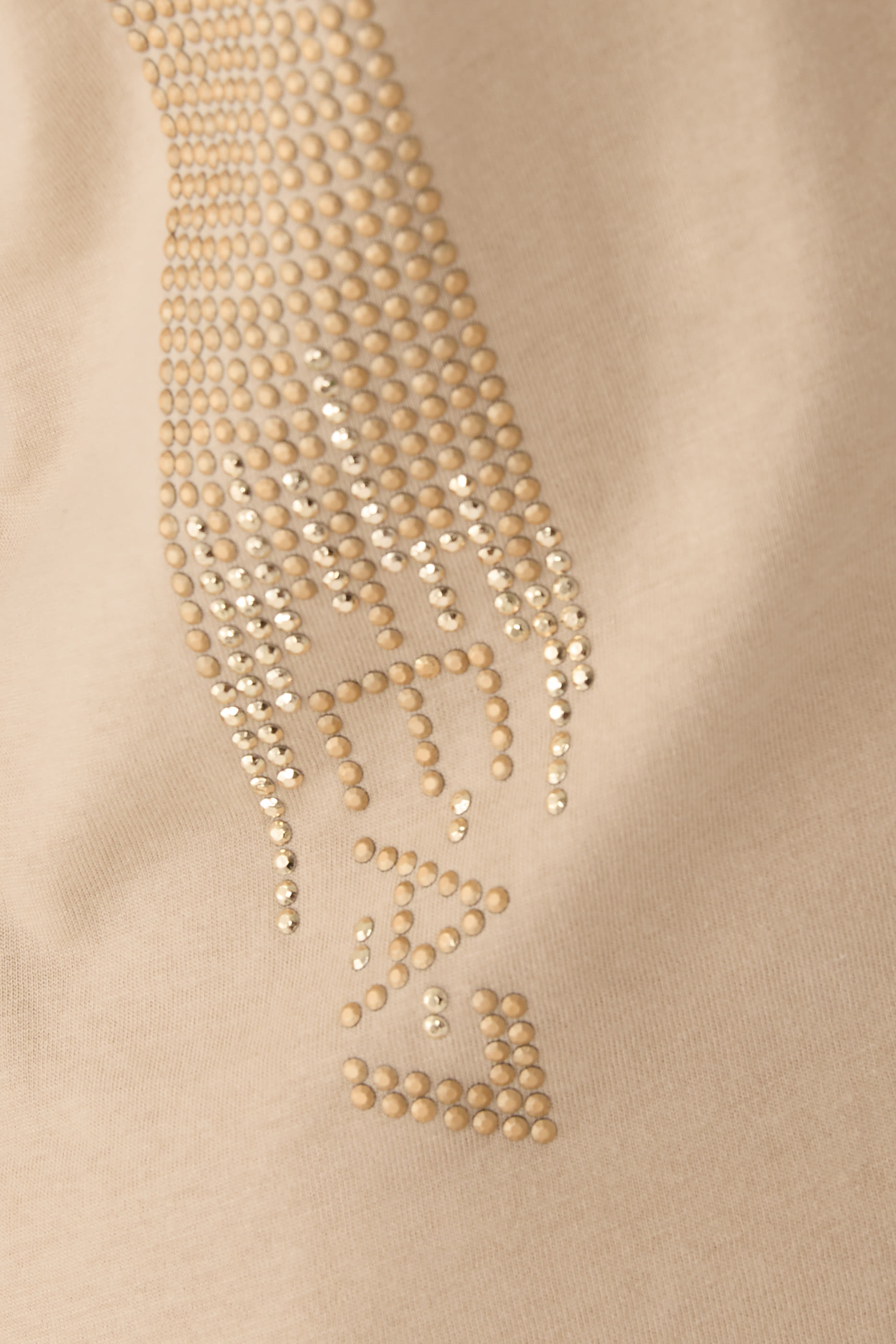 تيشيرت  بشعار الماركة مرصع بأحجار الراين قطن