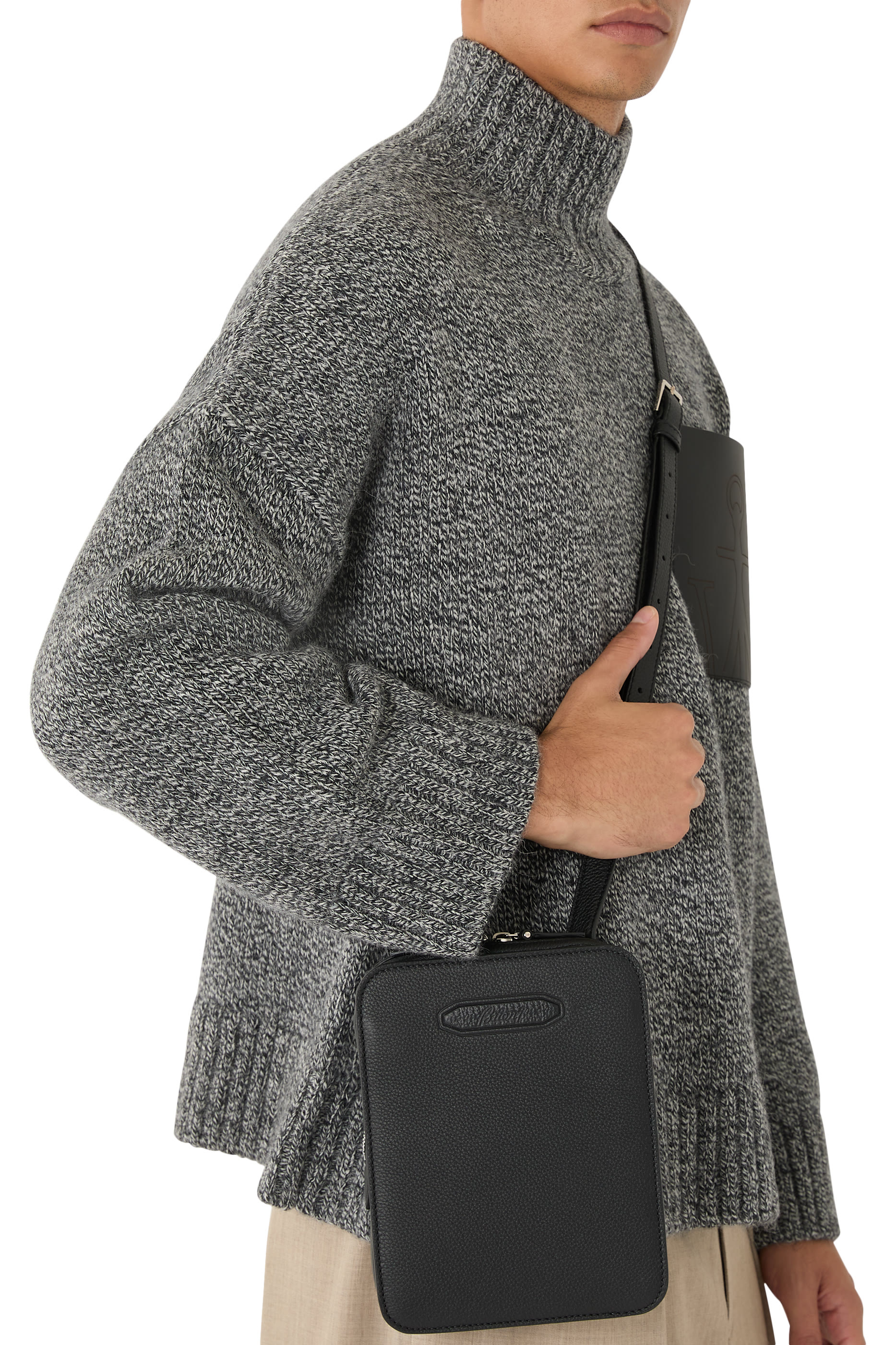 حقيبة مسنجر جلد بارز الملمس