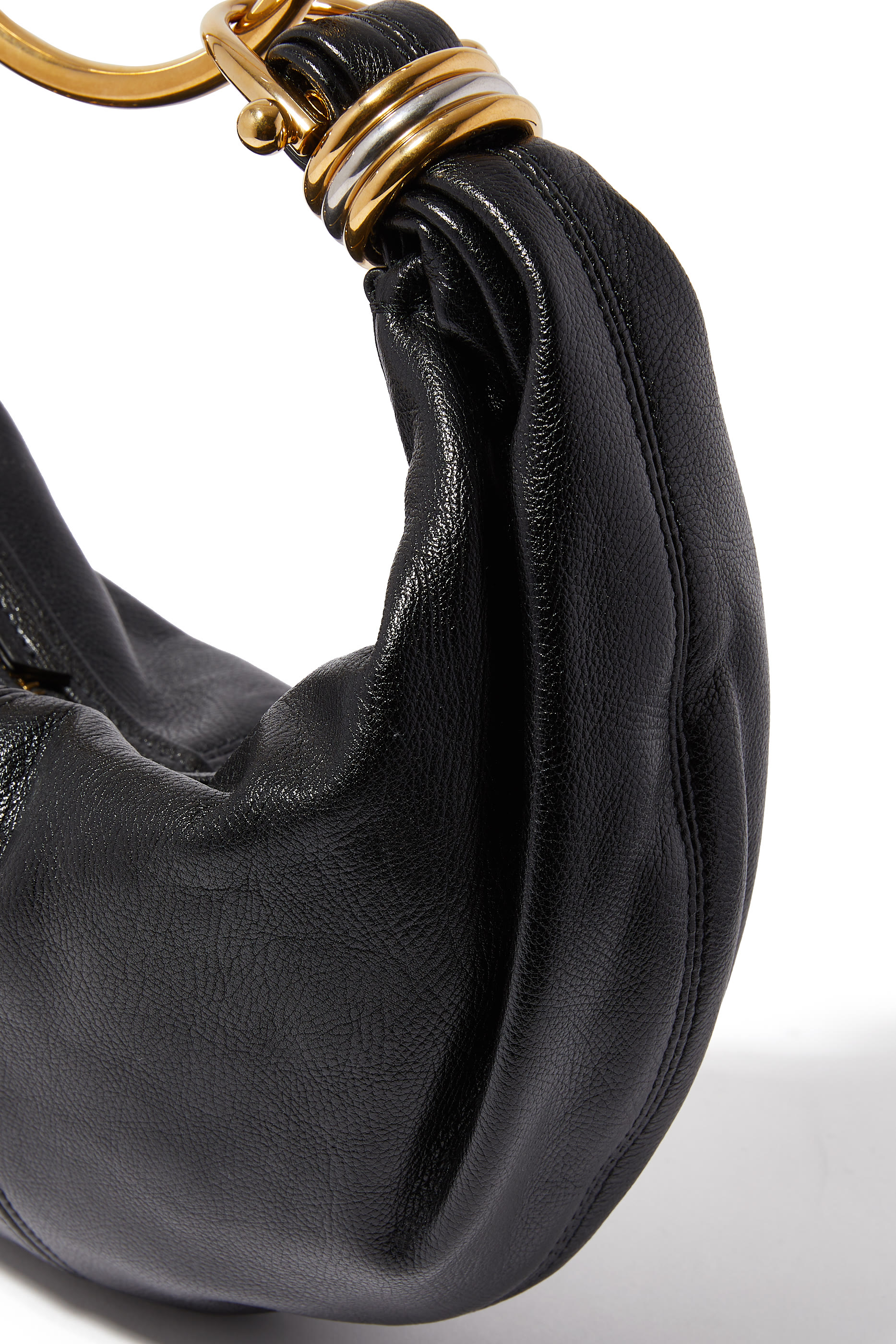 حقيبة هوبو صغيرة