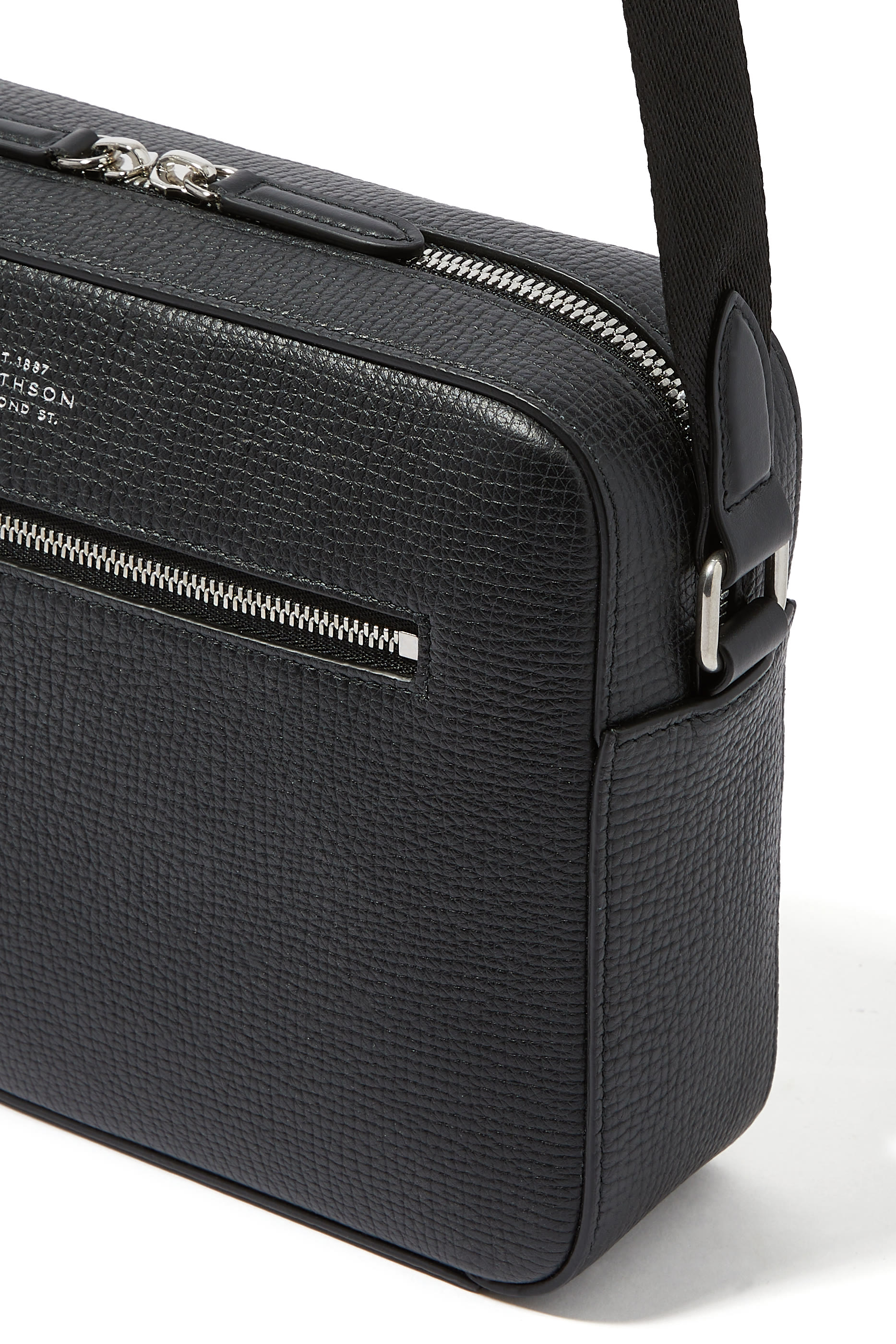 حقيبة كروس بودي بسحاب لودلو