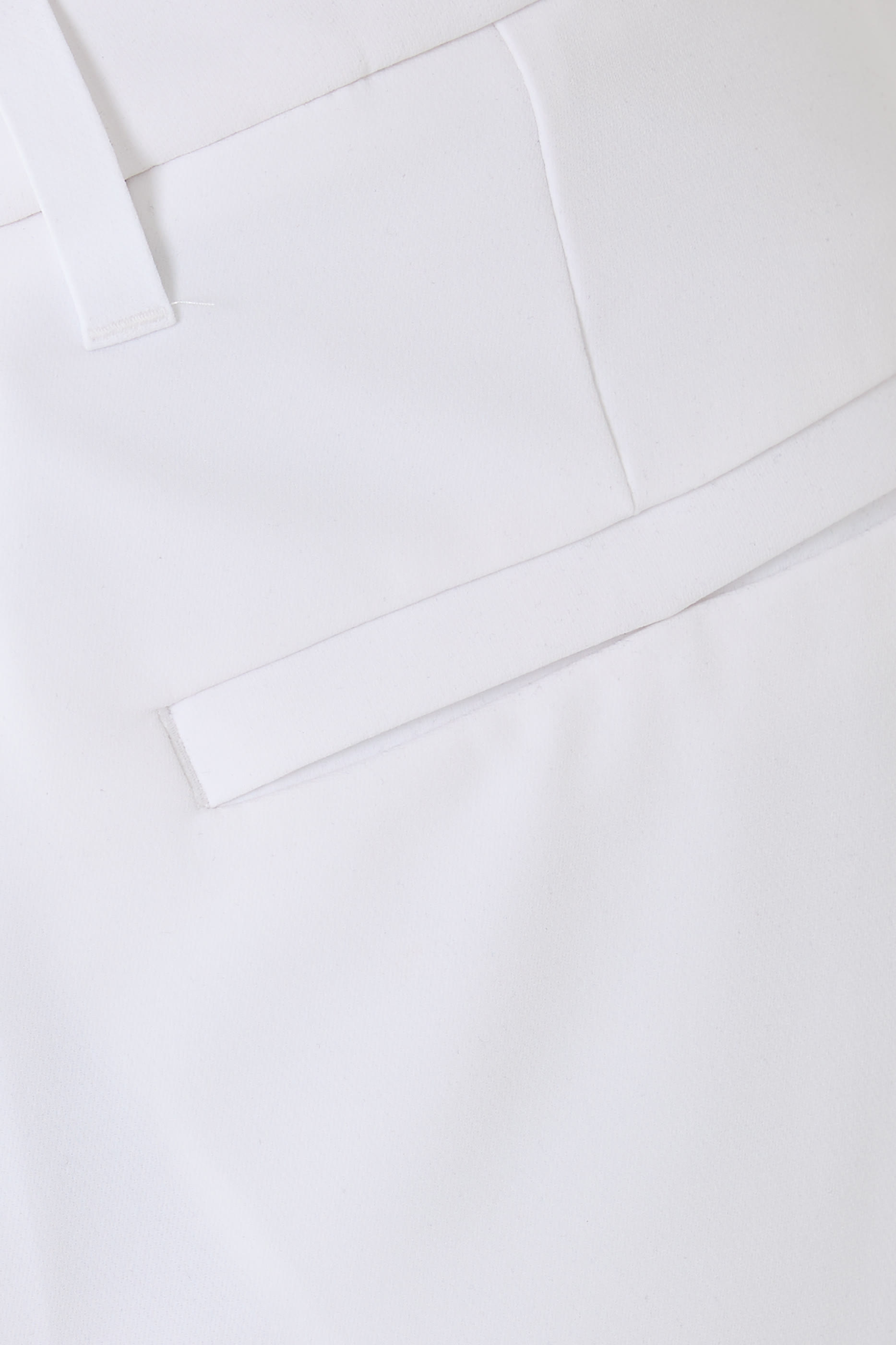 شورت بقصة ضيقة قماش مطاطي مقاوم للماء