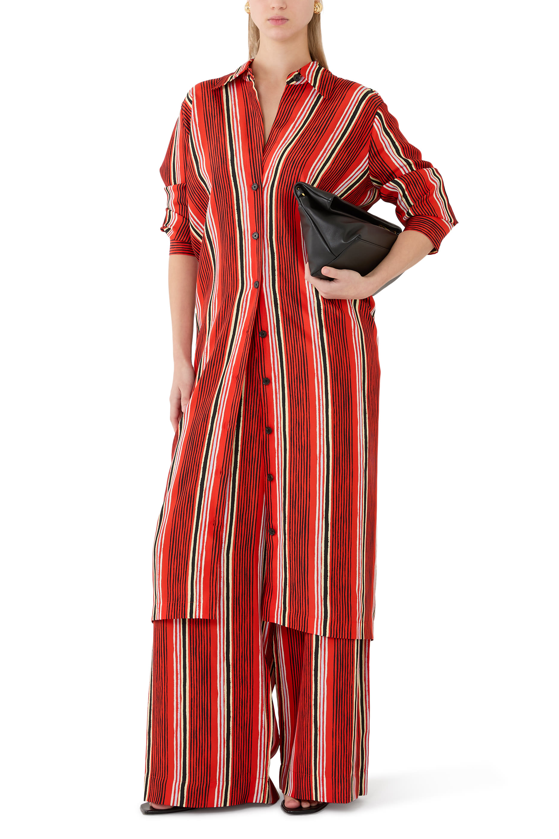 فستان أميرا