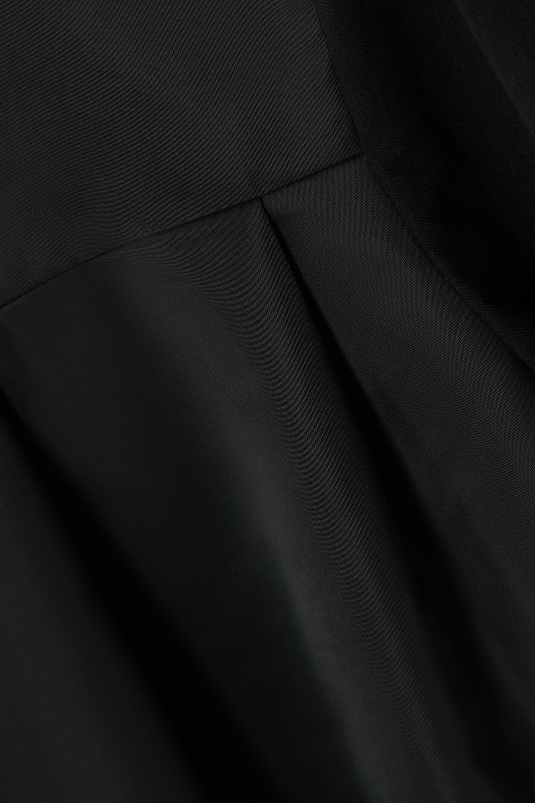 فستان قصير بكشكش قطن