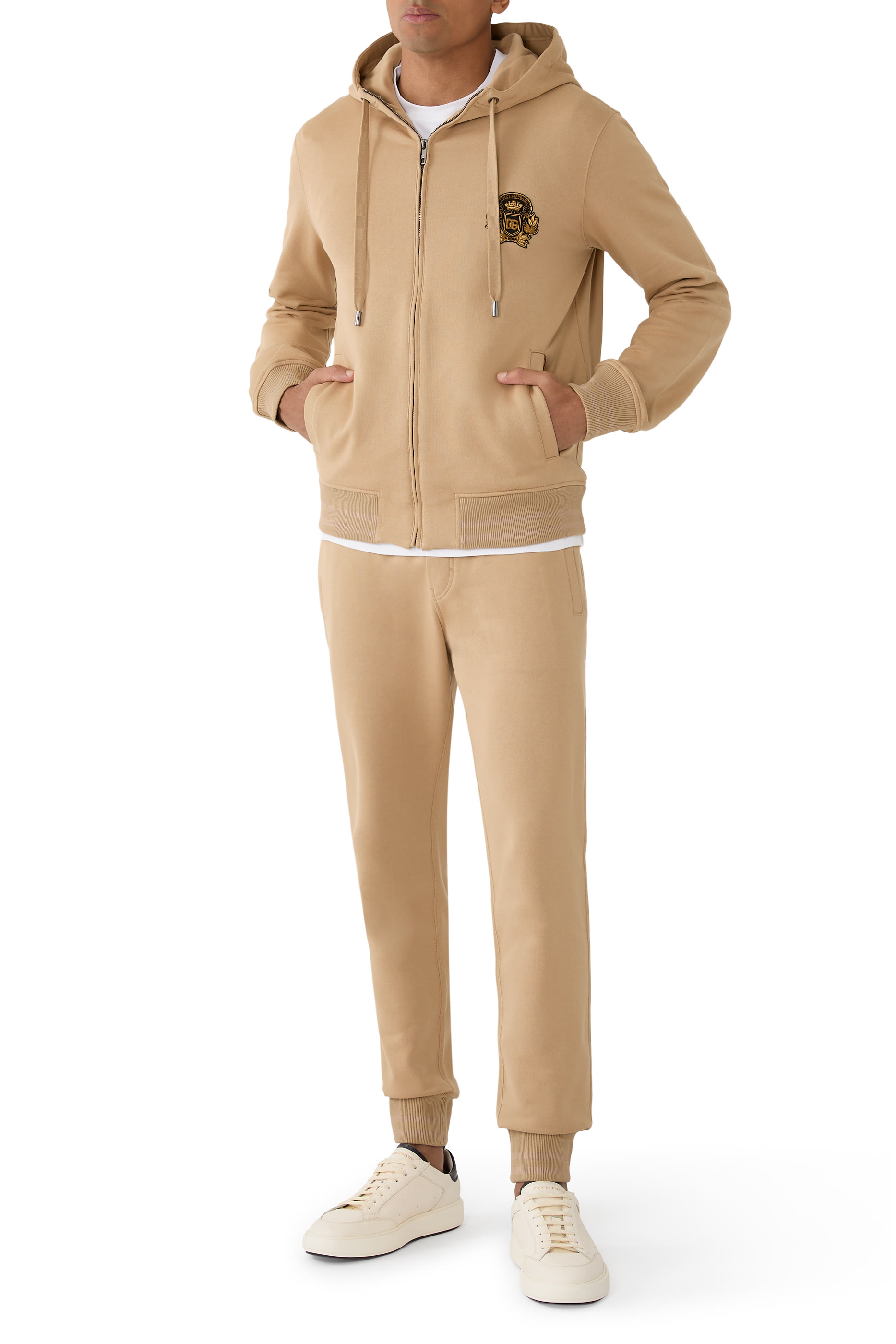 سويت شيرت برقعة شعار الماركة بتصميم دروع فروسية