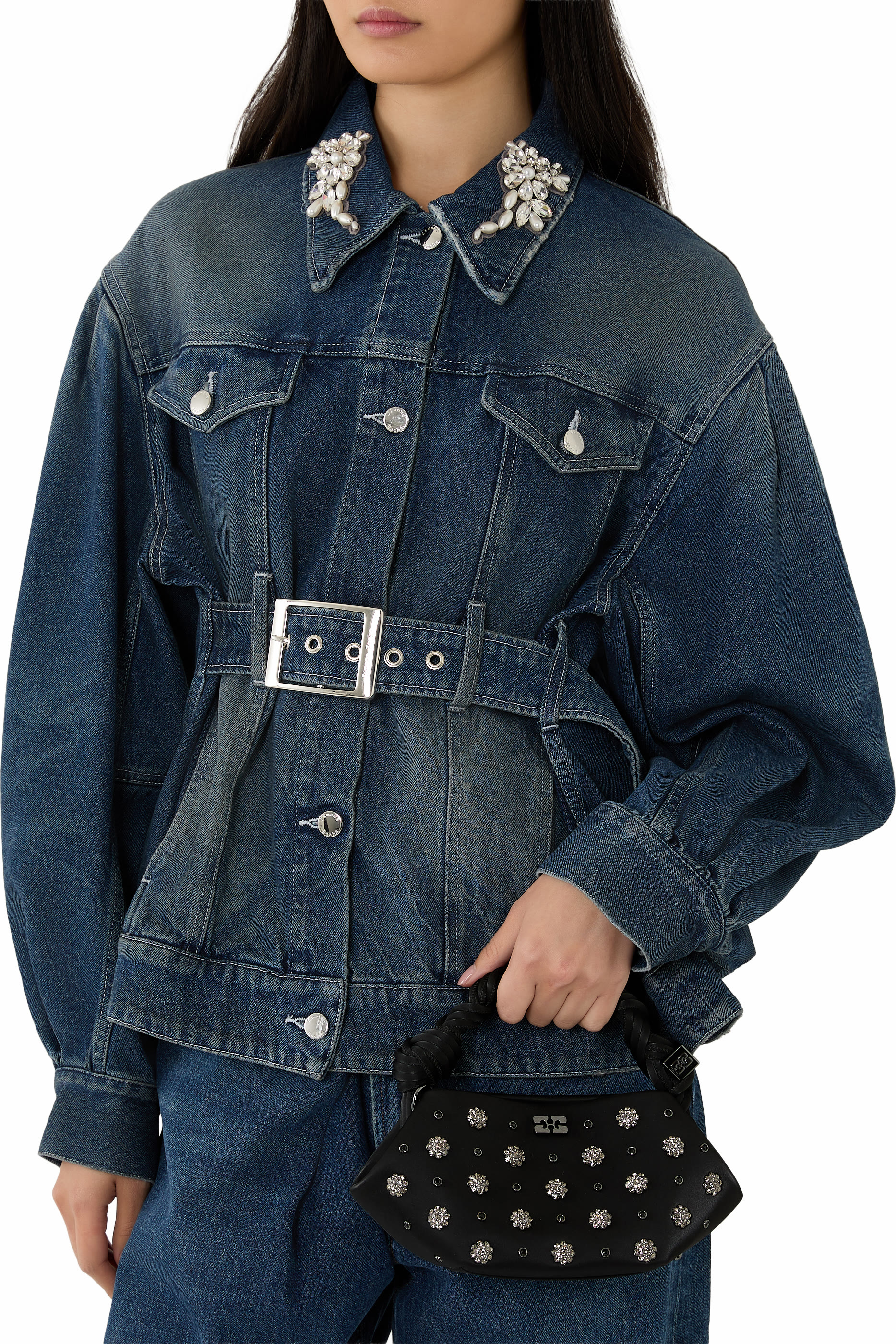 حقيبة بو صغيرة مزينة بحلي بتصميم زهور